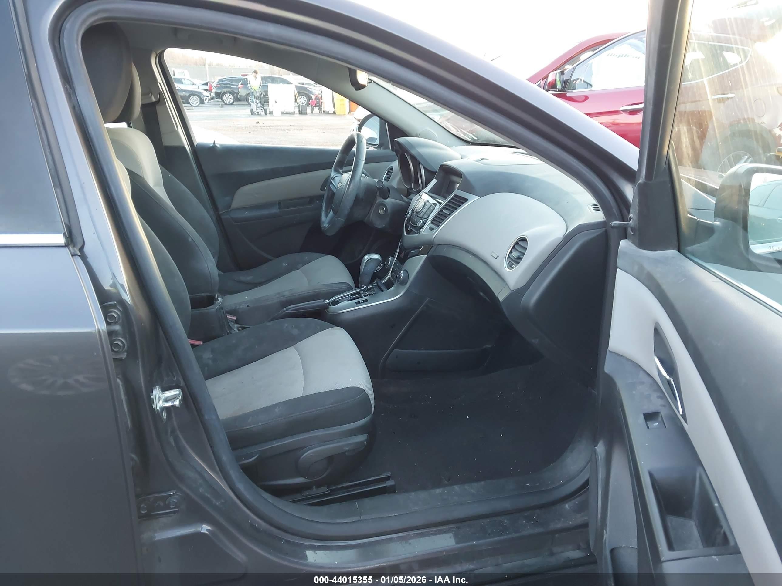 2011 Chevrolet Cruze Ls Gray vin: 1G1PC5SH8B7157946
