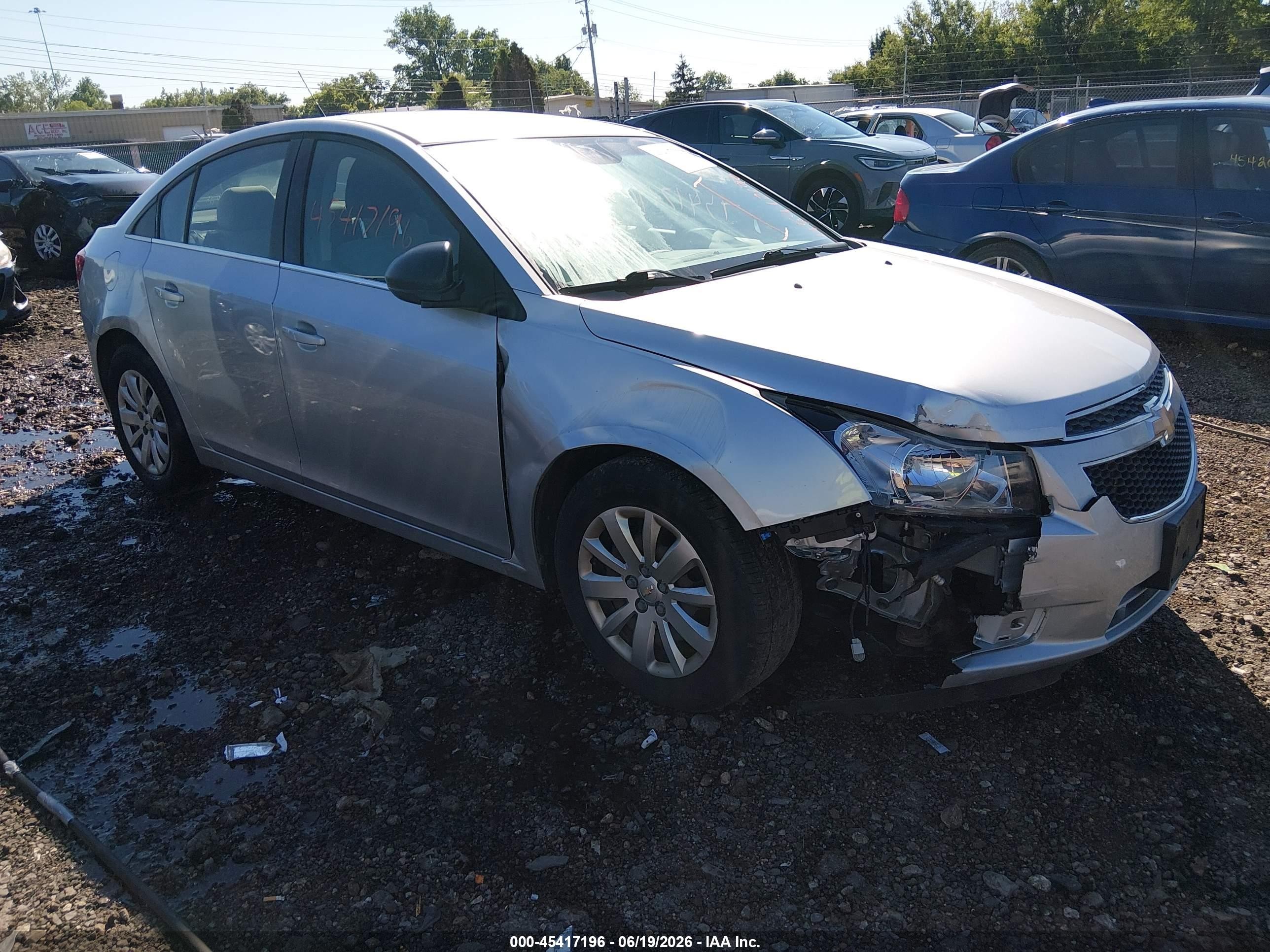 2011 Chevrolet Cruze Ls Silver vin: 1G1PC5SH8B7179994