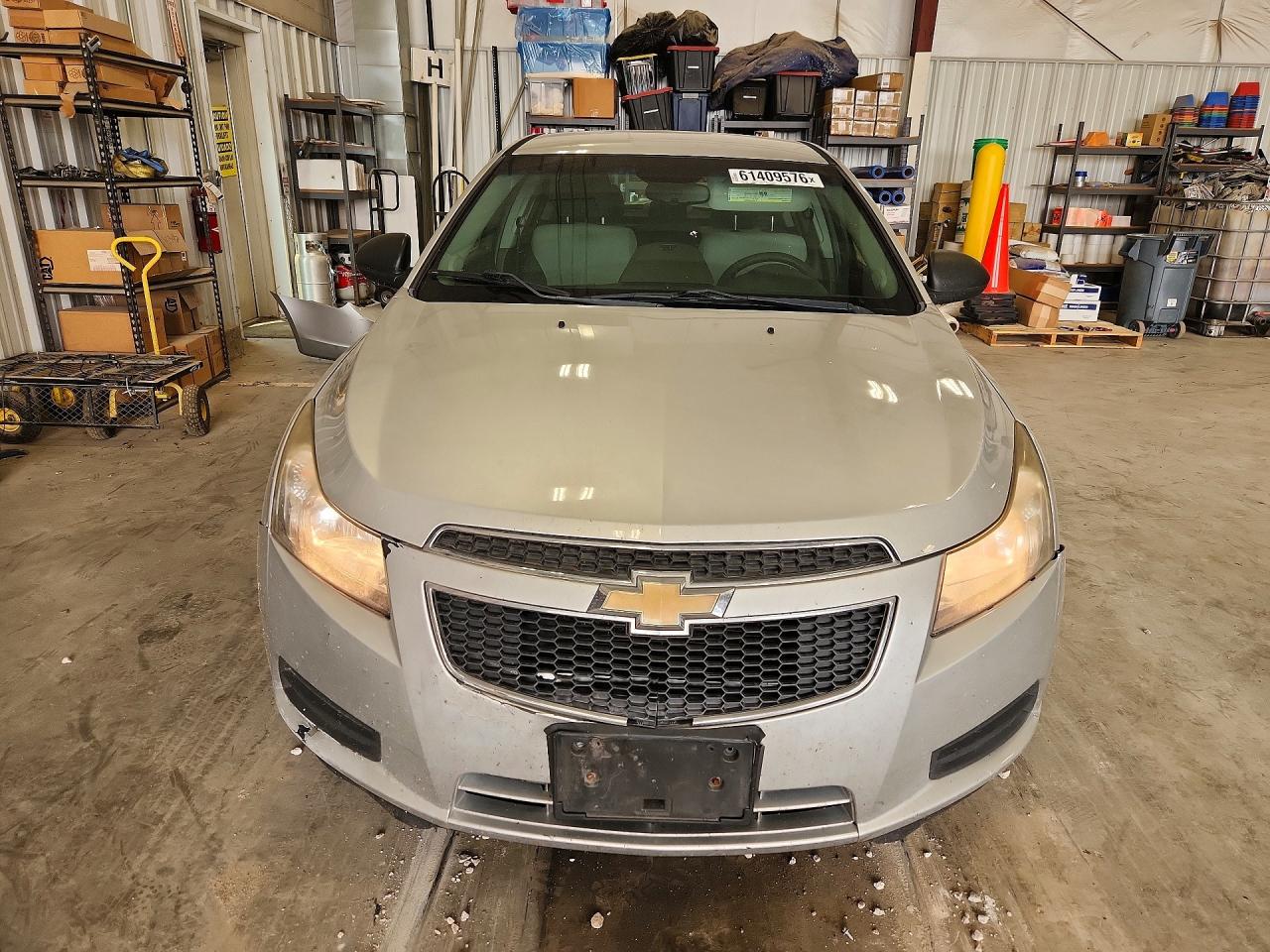 2011 Chevrolet Cruze Ls Silver vin: 1G1PC5SH8B7306579