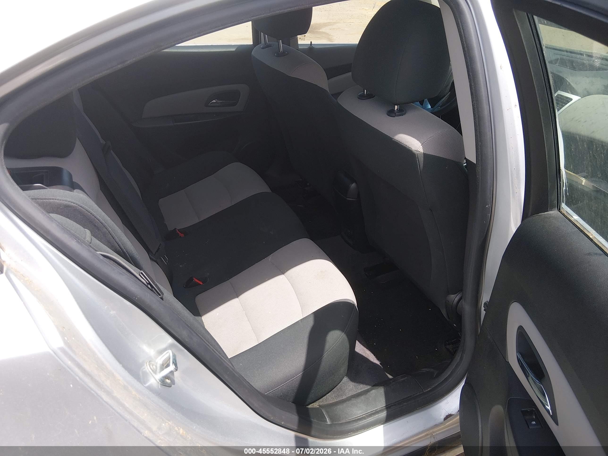 2012 Chevrolet Cruze Ls Silver vin: 1G1PC5SH8C7126164