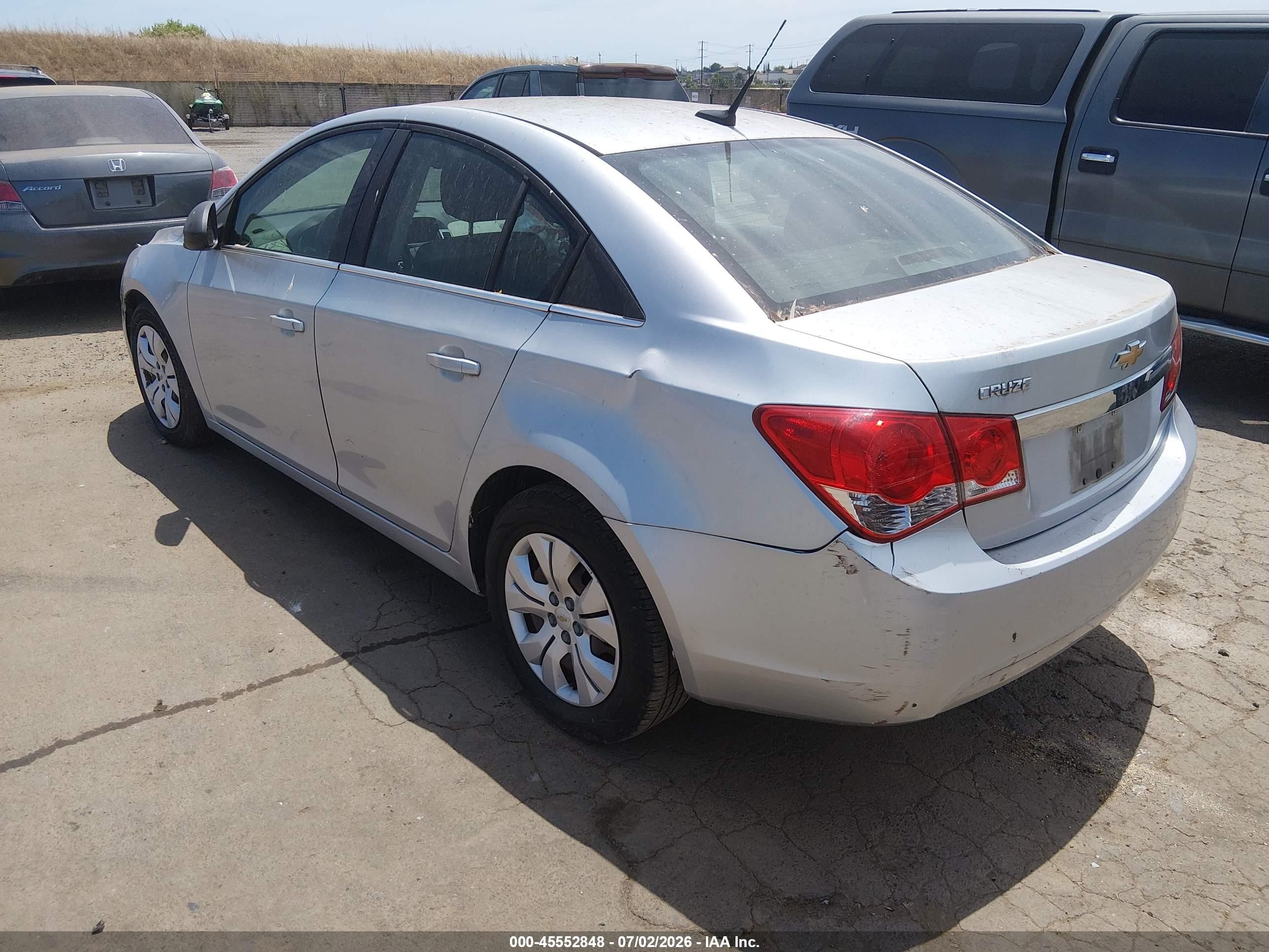 2012 Chevrolet Cruze Ls Silver vin: 1G1PC5SH8C7126164