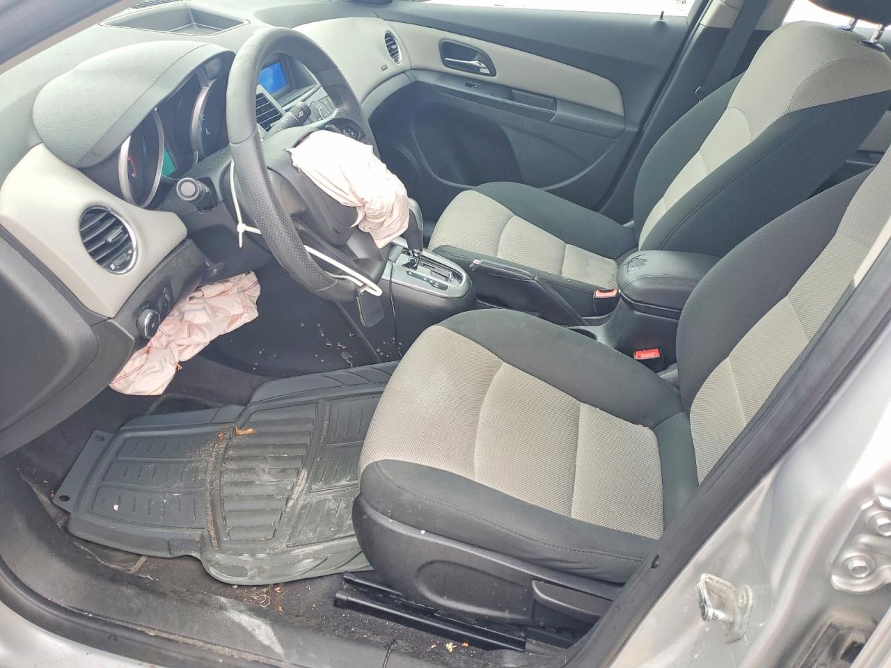 2012 Chevrolet Cruze Ls Серебряный vin: 1G1PC5SH8C7152201
