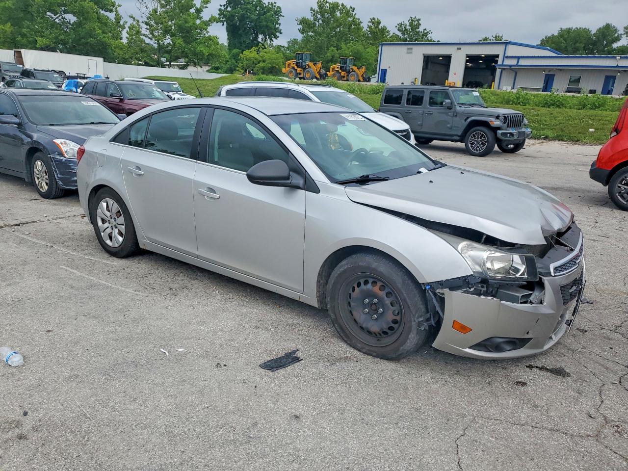 2012 Chevrolet Cruze Ls Серебряный vin: 1G1PC5SH8C7152201