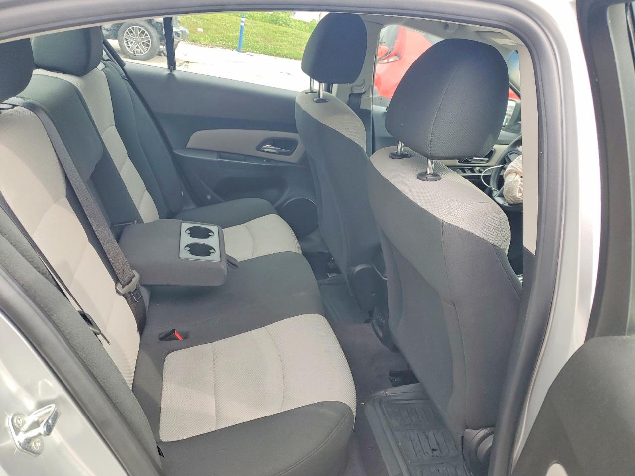 2012 Chevrolet Cruze Ls Серебряный vin: 1G1PC5SH8C7152201