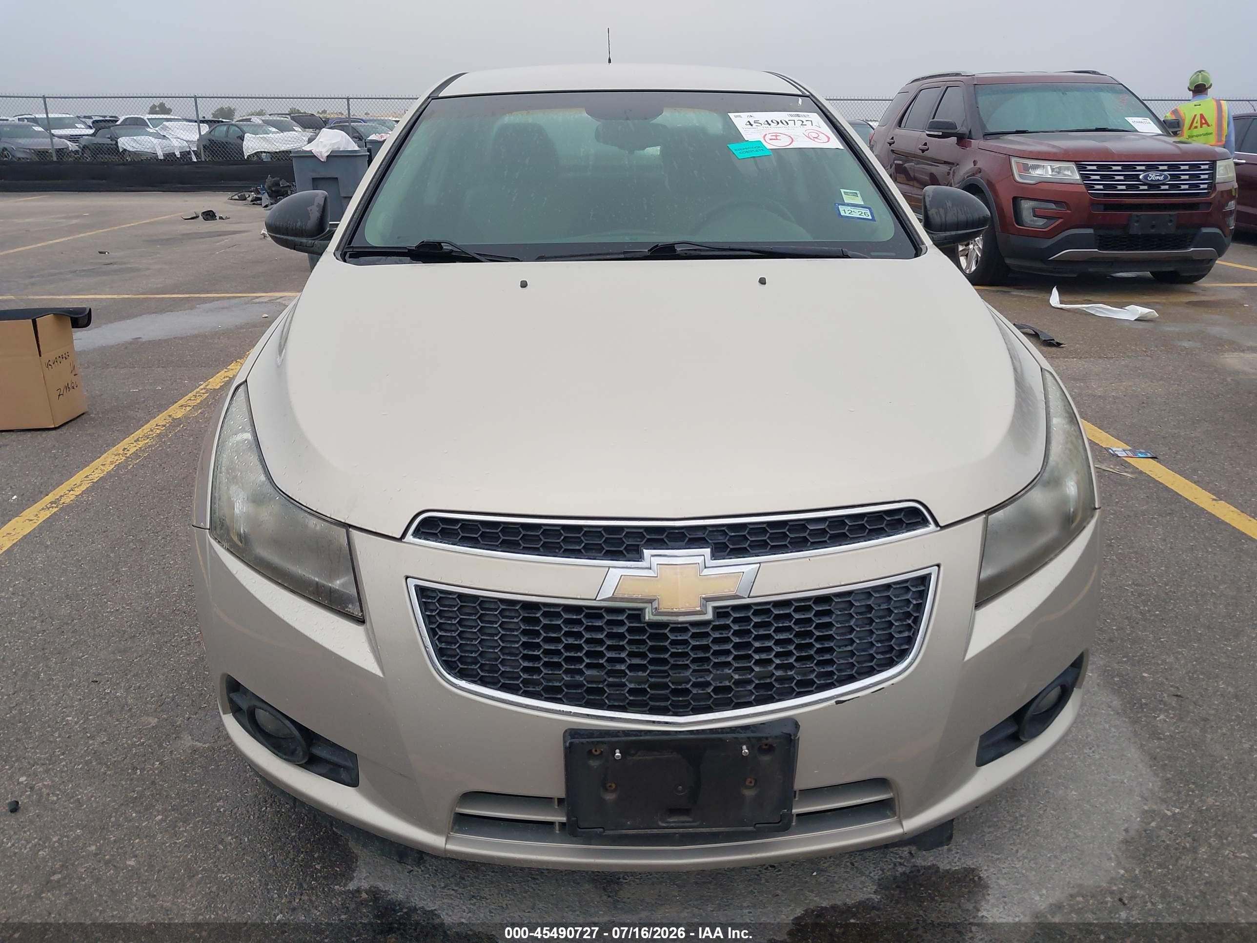 2012 Chevrolet Cruze Ls Tan vin: 1G1PC5SH8C7236177