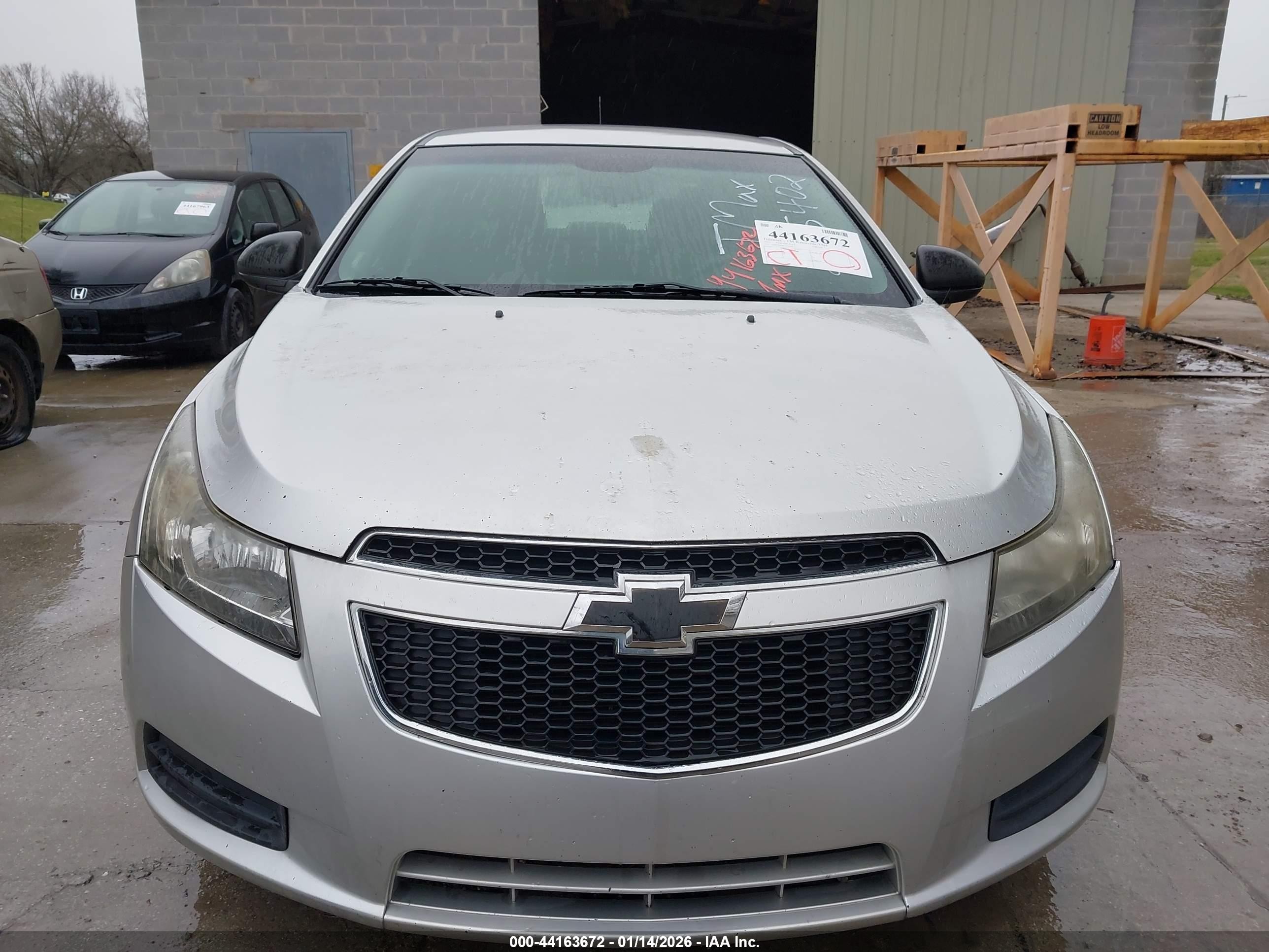 2012 Chevrolet Cruze Ls Silver vin: 1G1PC5SH8C7275402