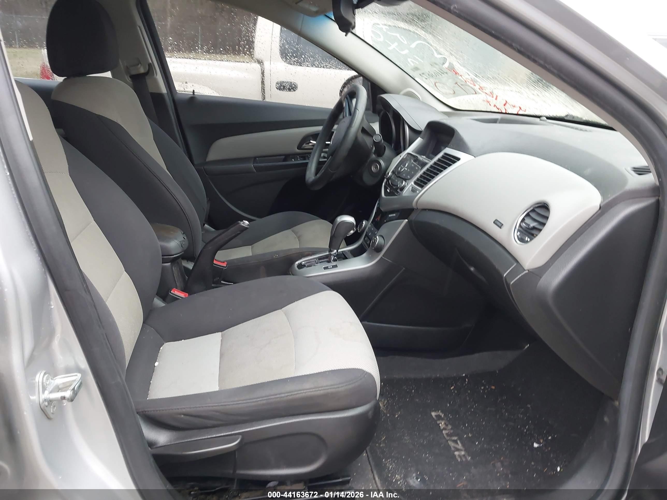2012 Chevrolet Cruze Ls Silver vin: 1G1PC5SH8C7275402