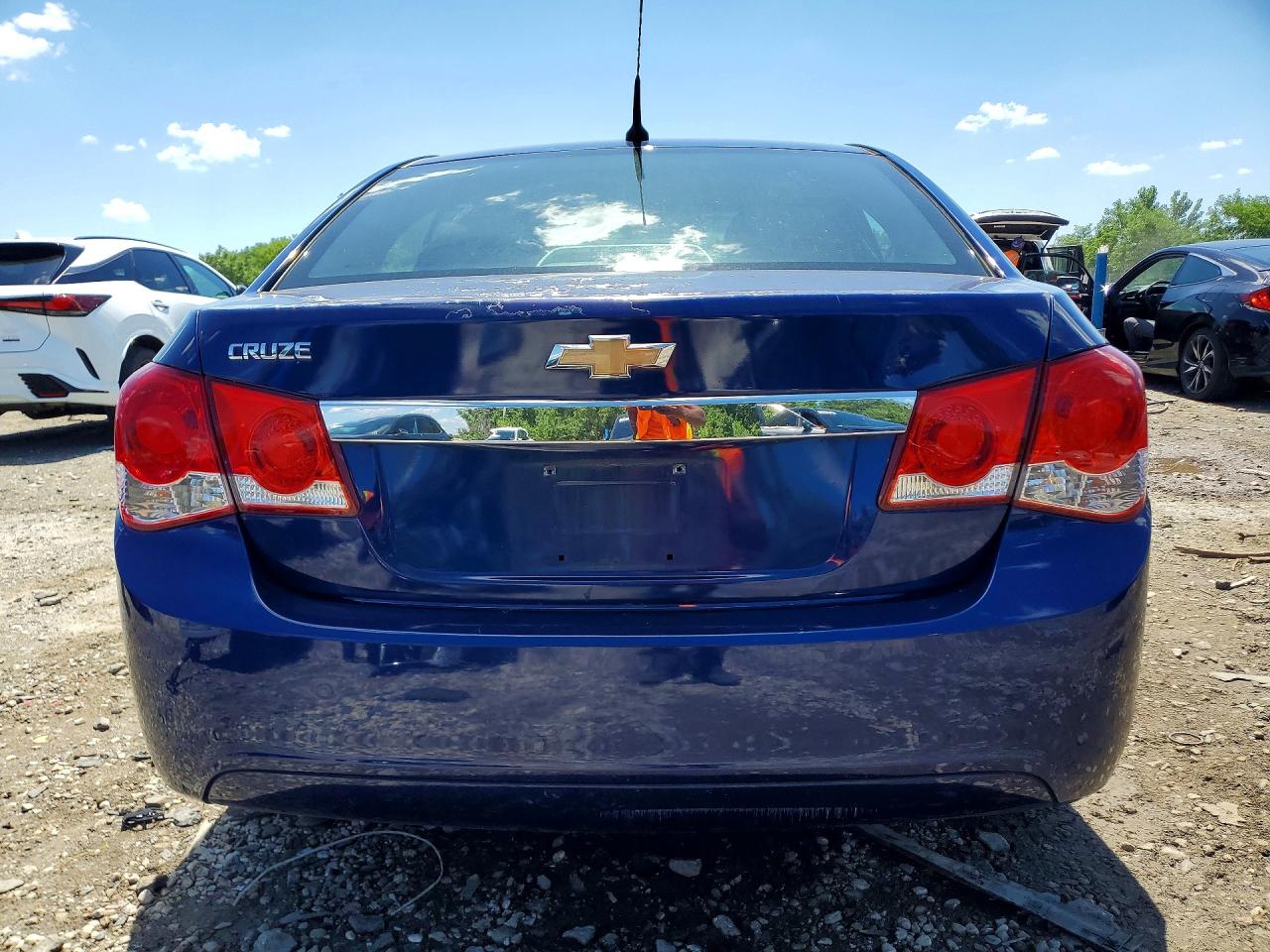 2012 Chevrolet Cruze Ls Blue vin: 1G1PC5SH8C7306745