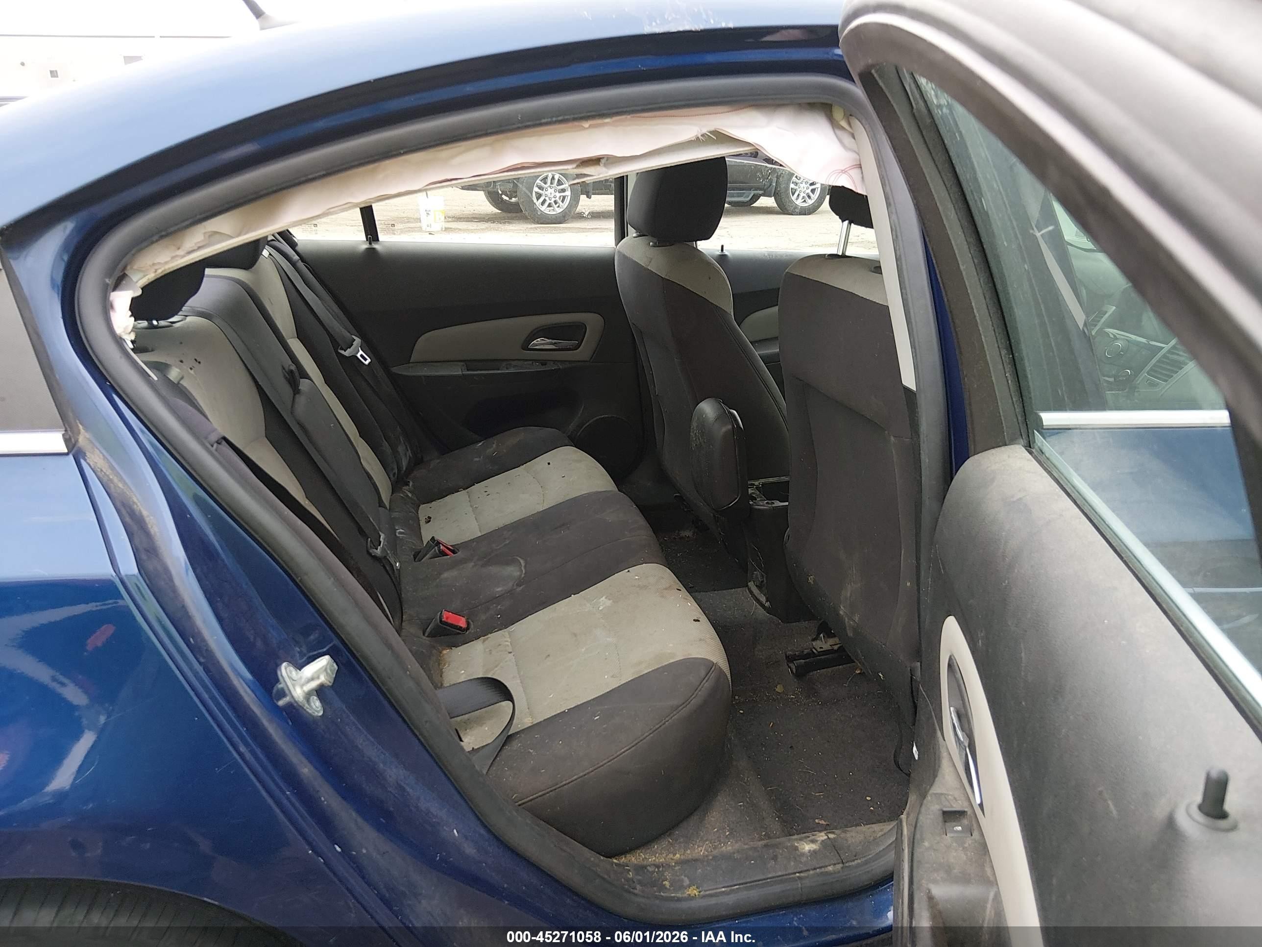 2012 Chevrolet Cruze Ls Blue vin: 1G1PC5SH8C7347800