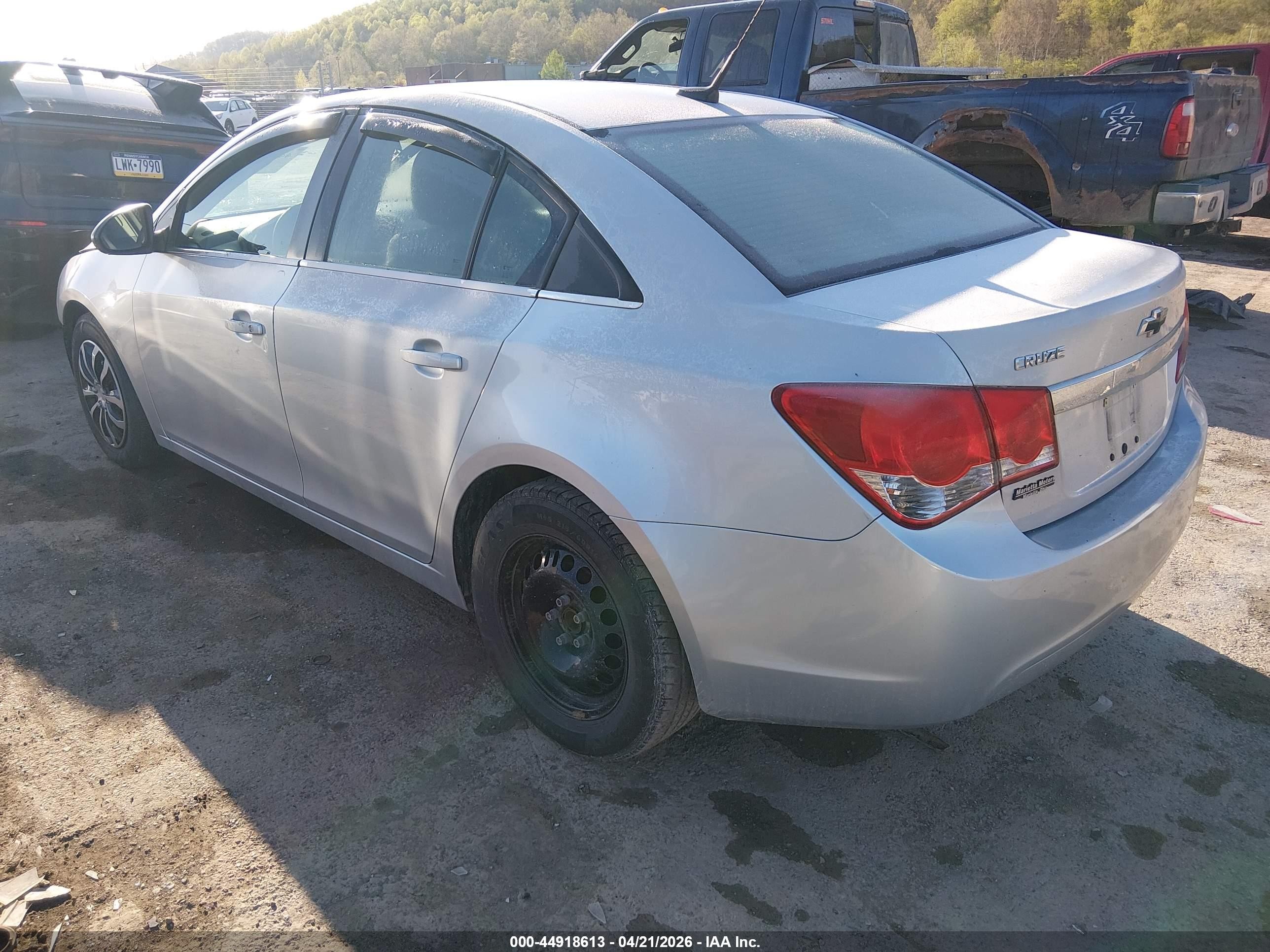 2012 Chevrolet Cruze Ls Silver vin: 1G1PC5SH8C7381994