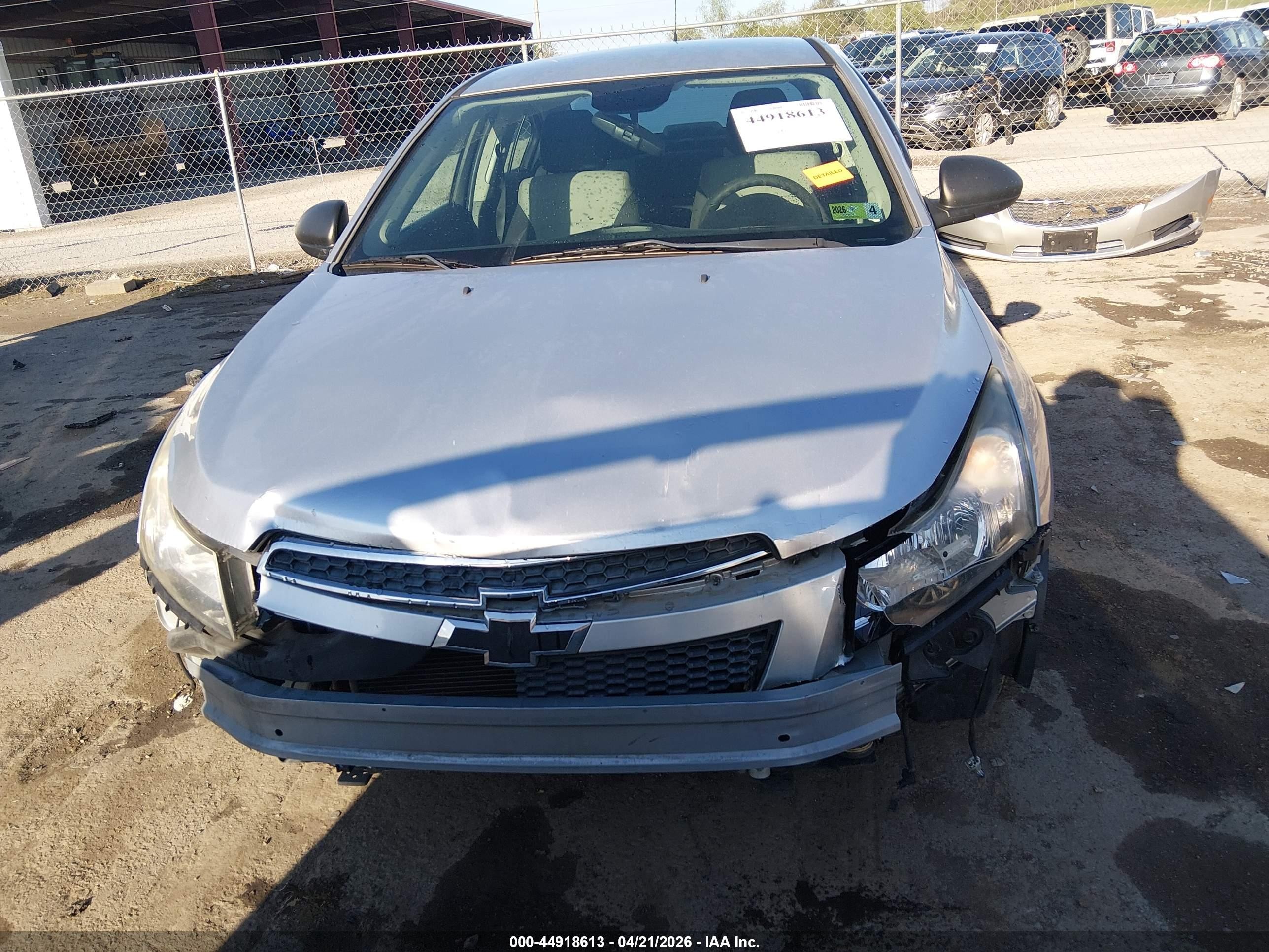 2012 Chevrolet Cruze Ls Silver vin: 1G1PC5SH8C7381994