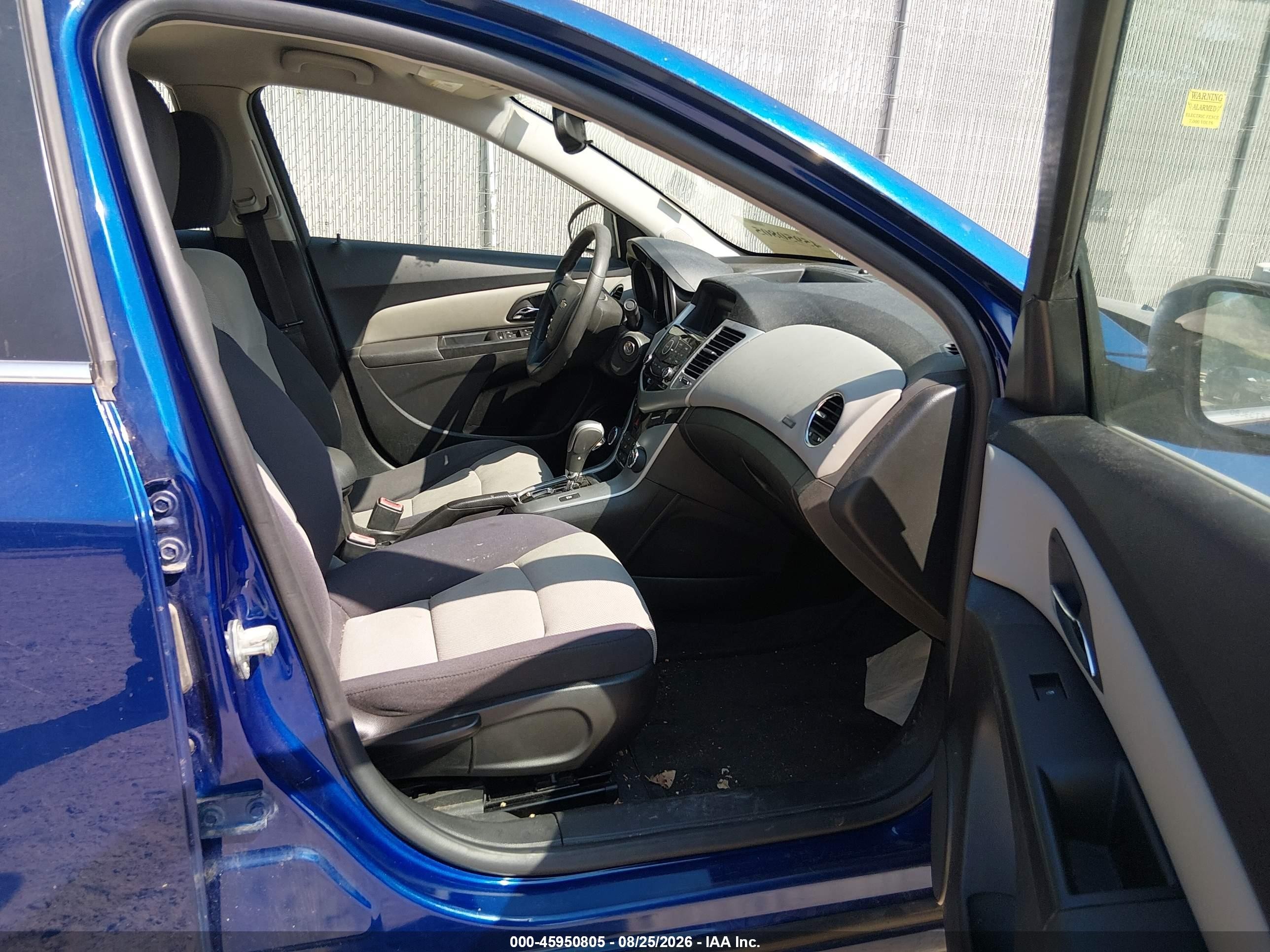 2012 Chevrolet Cruze Ls Blue vin: 1G1PC5SH8C7386676