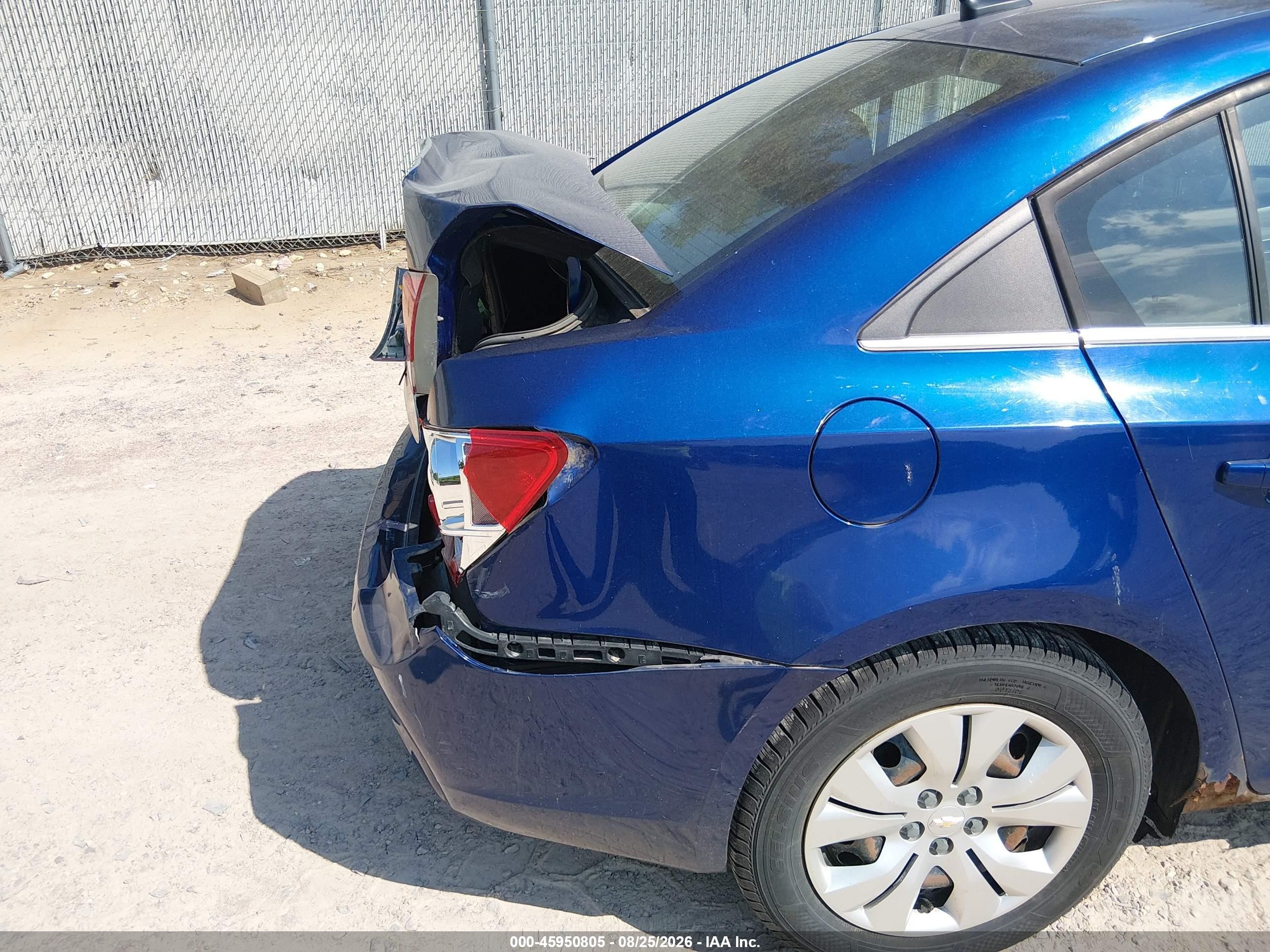 2012 Chevrolet Cruze Ls Blue vin: 1G1PC5SH8C7386676