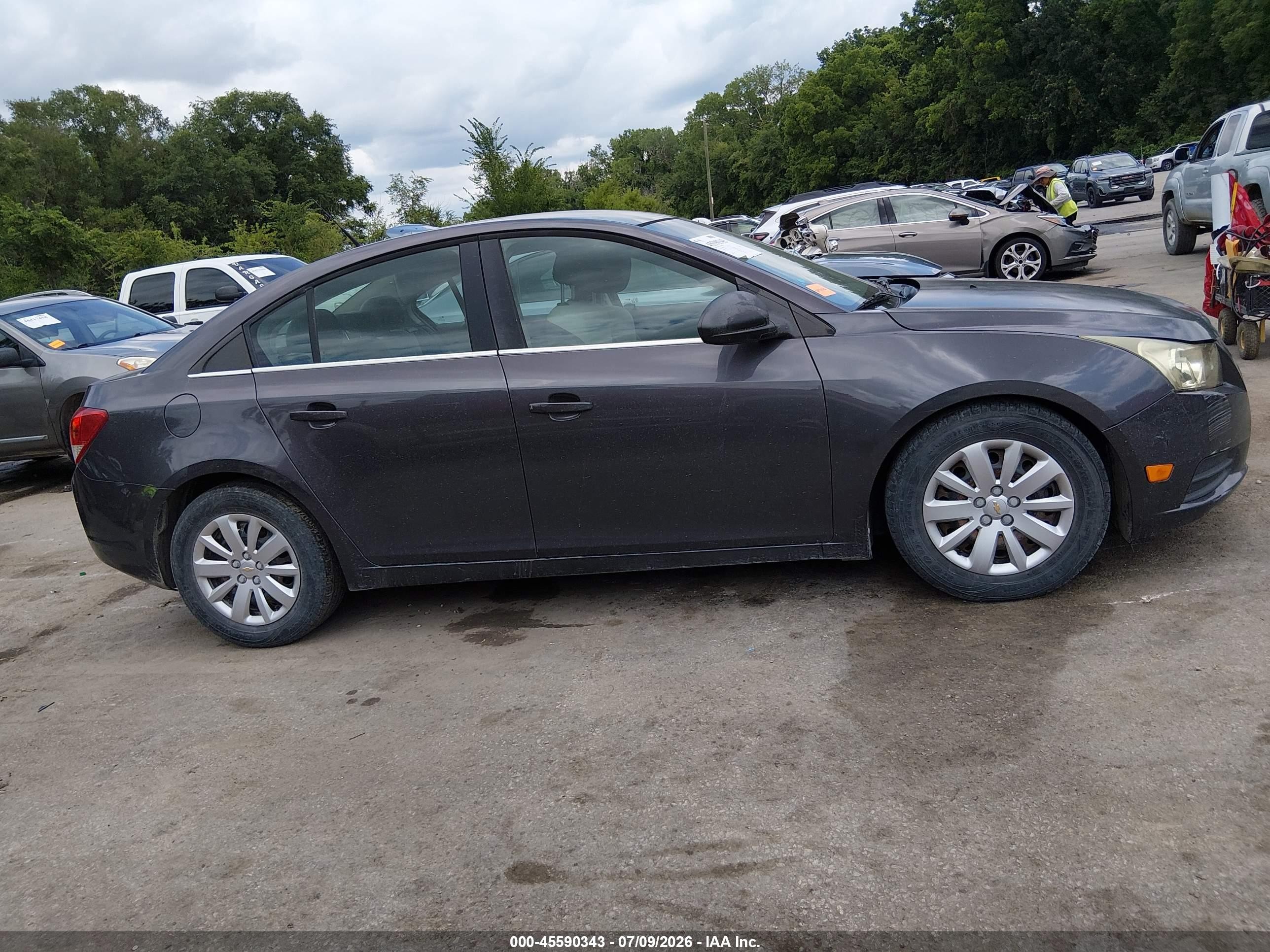 2011 Chevrolet Cruze Ls Gray vin: 1G1PC5SH9B7104513