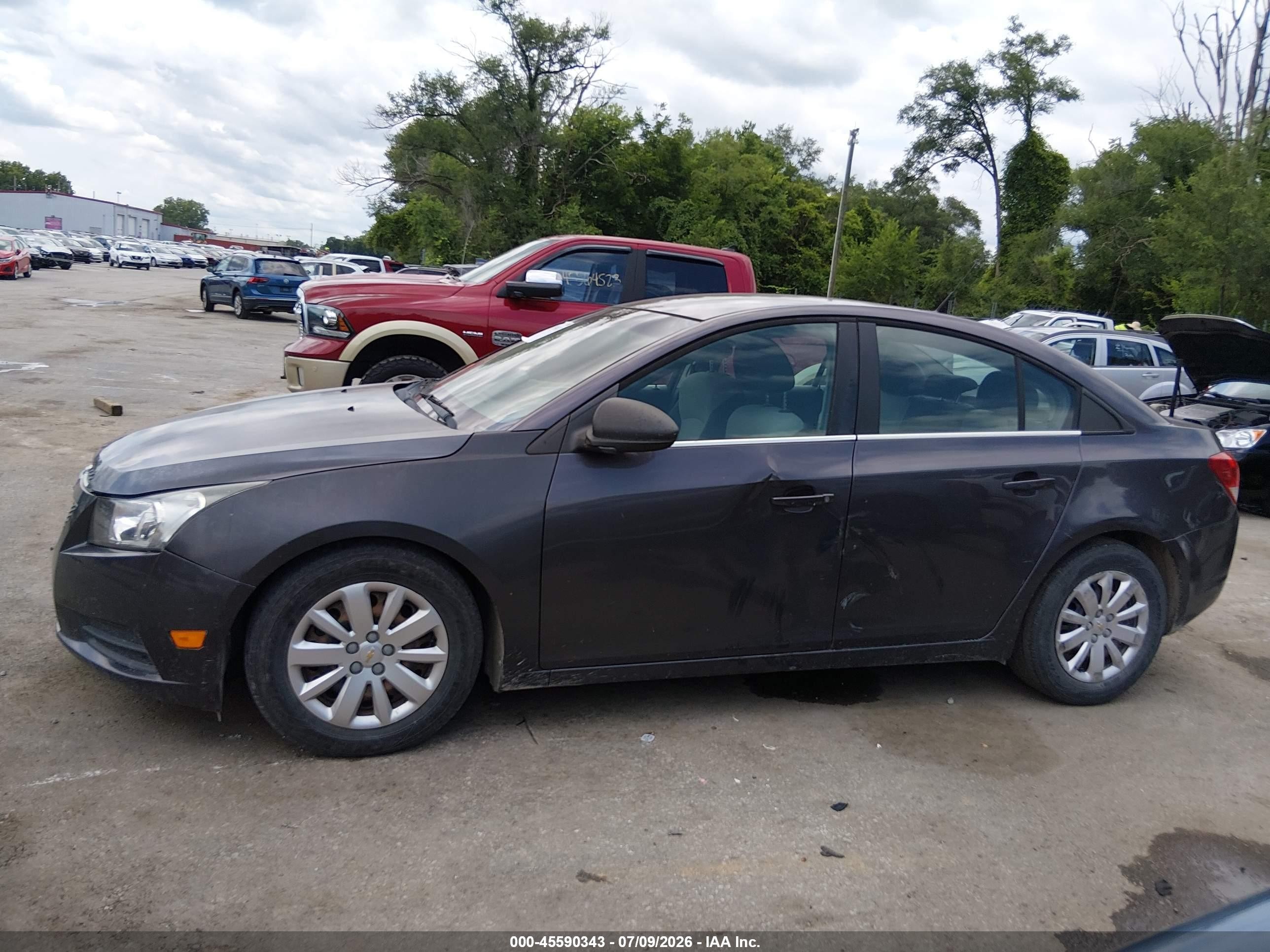 2011 Chevrolet Cruze Ls Gray vin: 1G1PC5SH9B7104513
