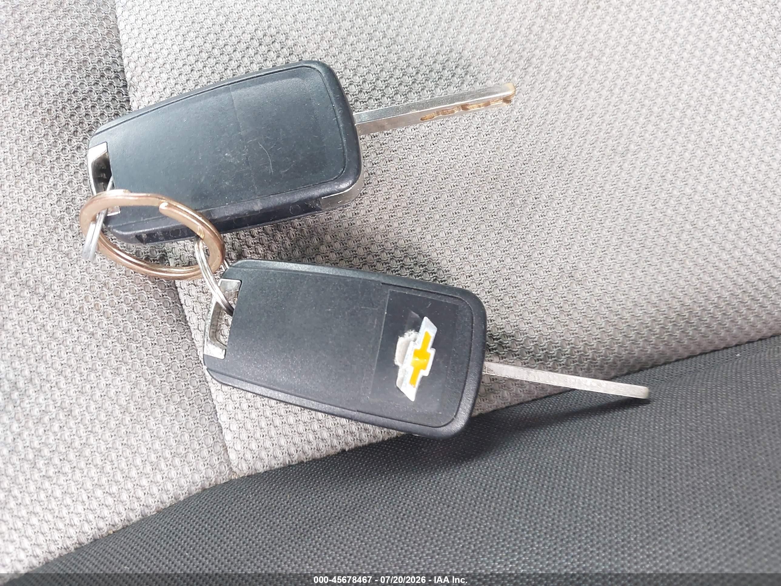 2011 Chevrolet Cruze Ls Silver vin: 1G1PC5SH9B7123109
