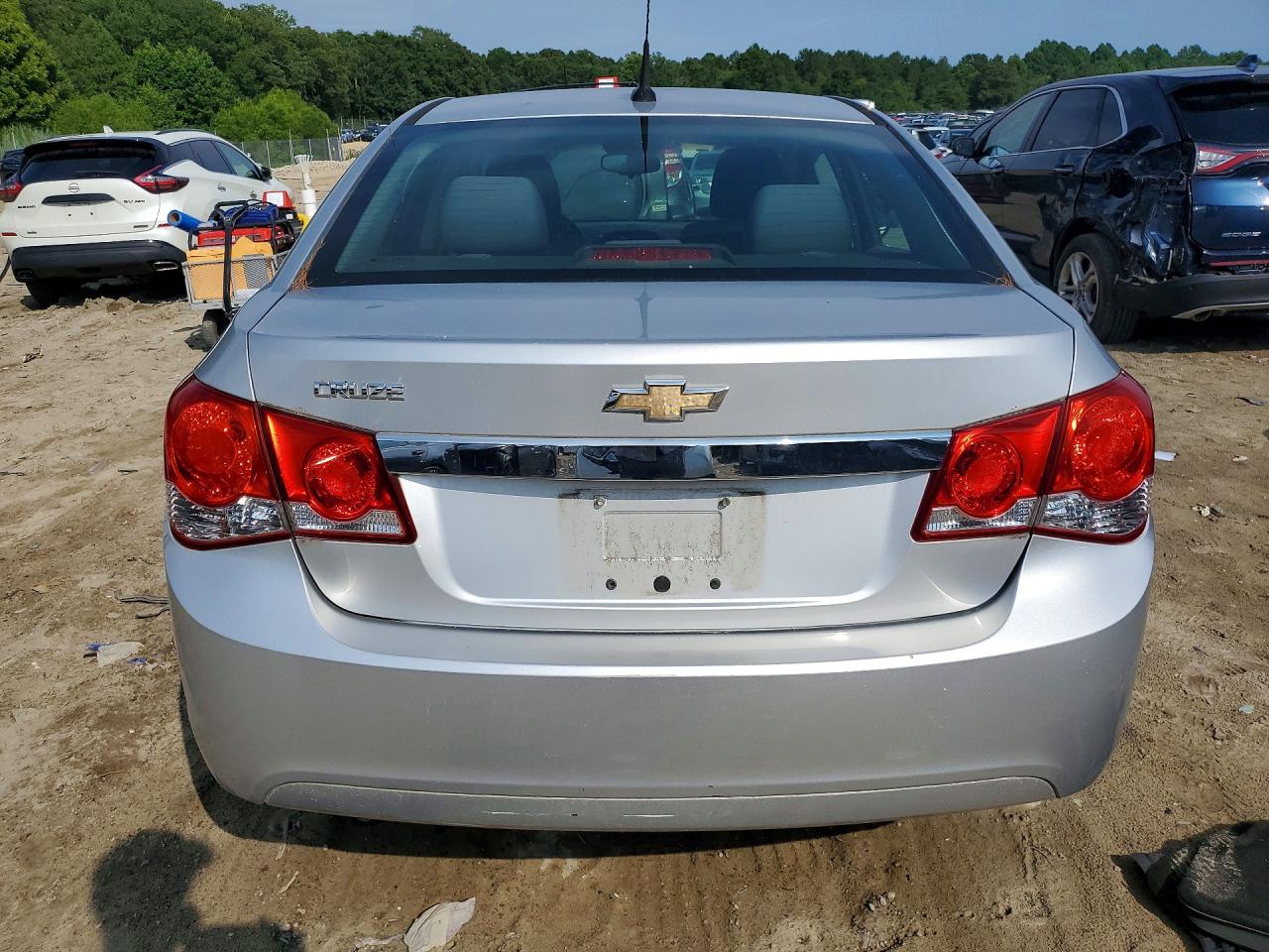 2011 Chevrolet Cruze Ls Silver vin: 1G1PC5SH9B7142159