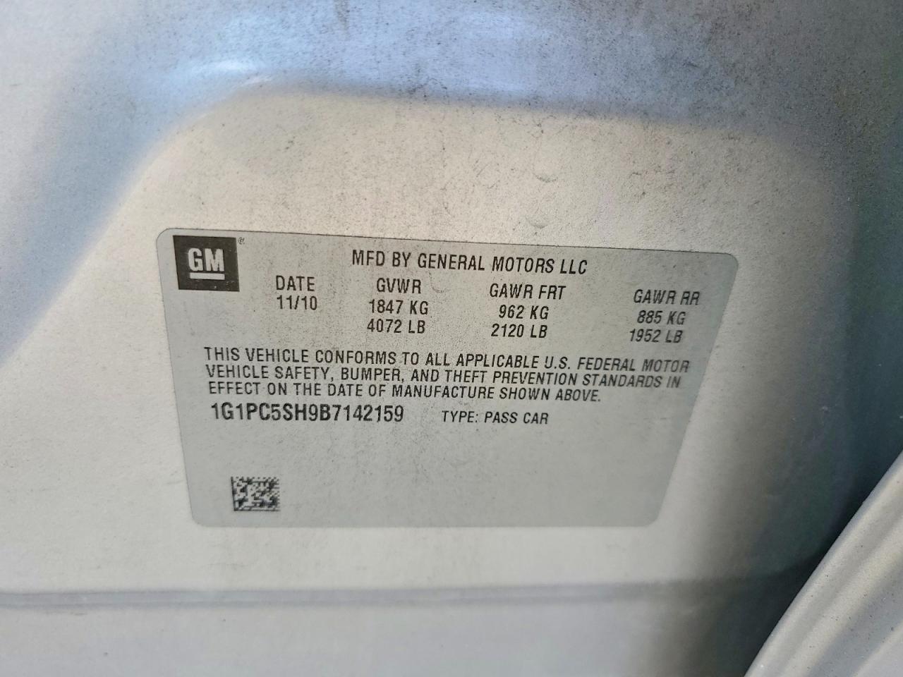 2011 Chevrolet Cruze Ls Silver vin: 1G1PC5SH9B7142159