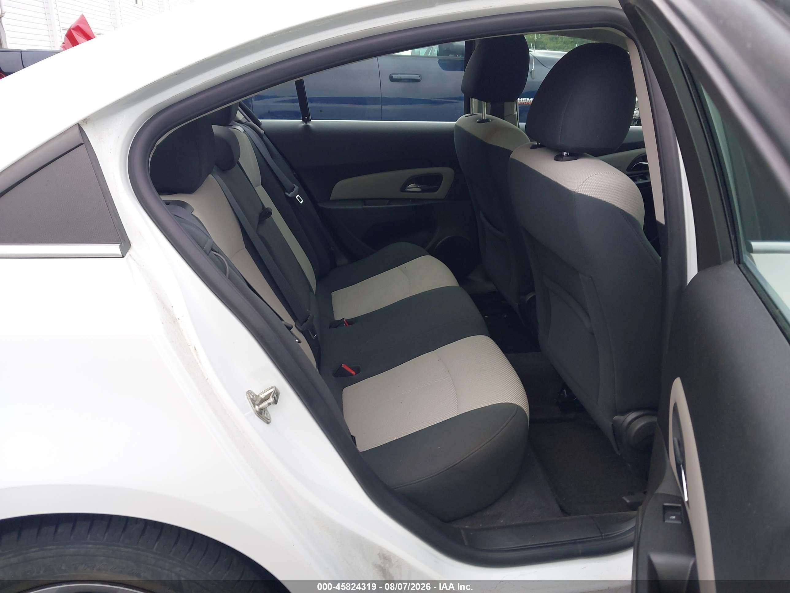 2011 Chevrolet Cruze Ls White vin: 1G1PC5SH9B7173329