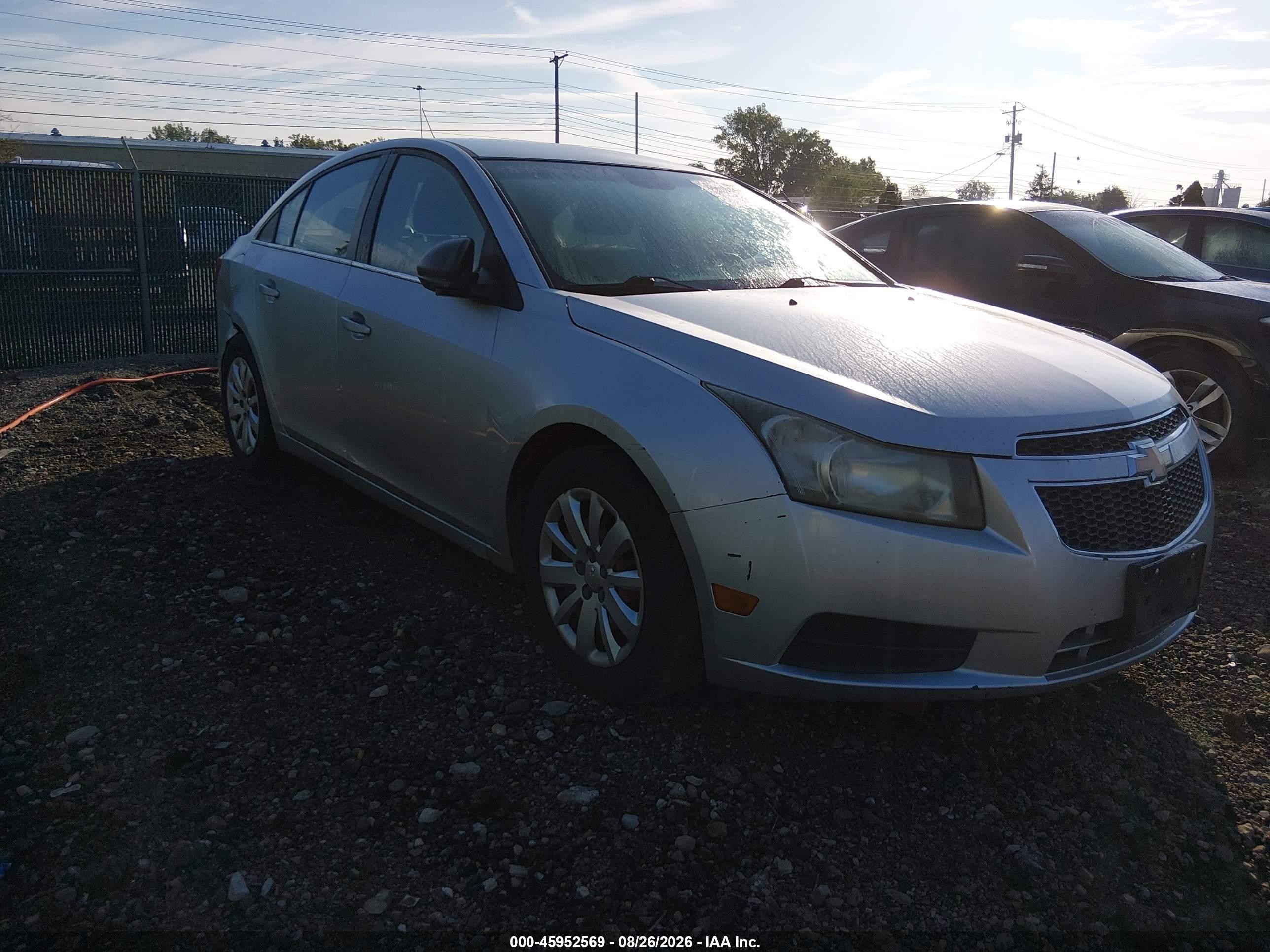 2011 Chevrolet Cruze Ls Silver vin: 1G1PC5SH9B7245386