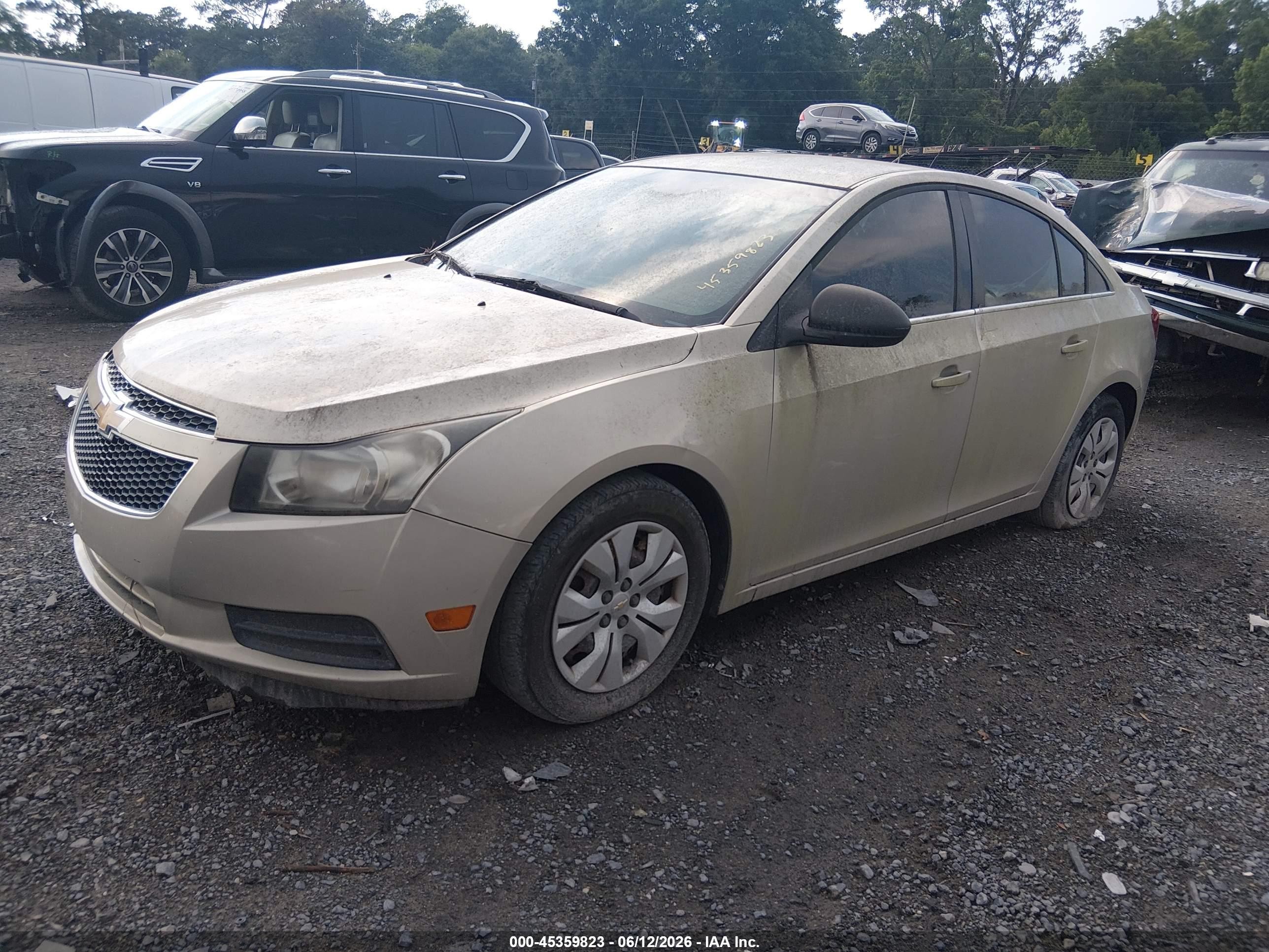 2012 Chevrolet Cruze Ls Beige vin: 1G1PC5SH9C7242828