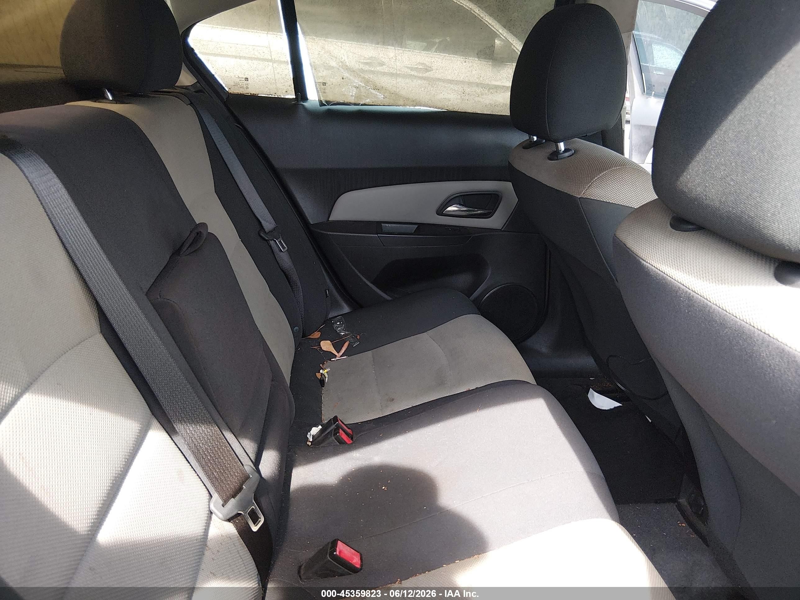 2012 Chevrolet Cruze Ls Beige vin: 1G1PC5SH9C7242828