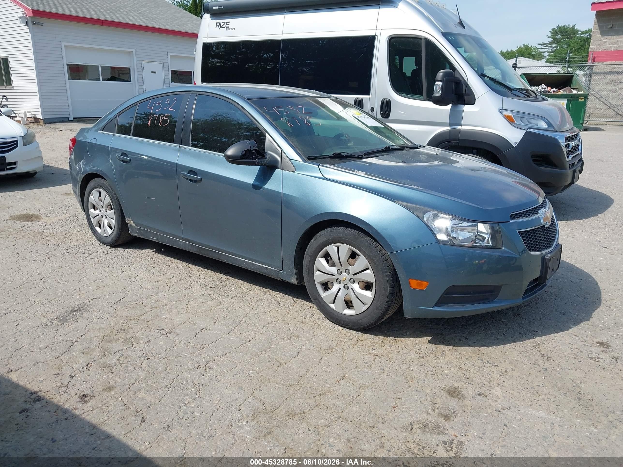 2012 Chevrolet Cruze Ls Синий vin: 1G1PC5SH9C7288711