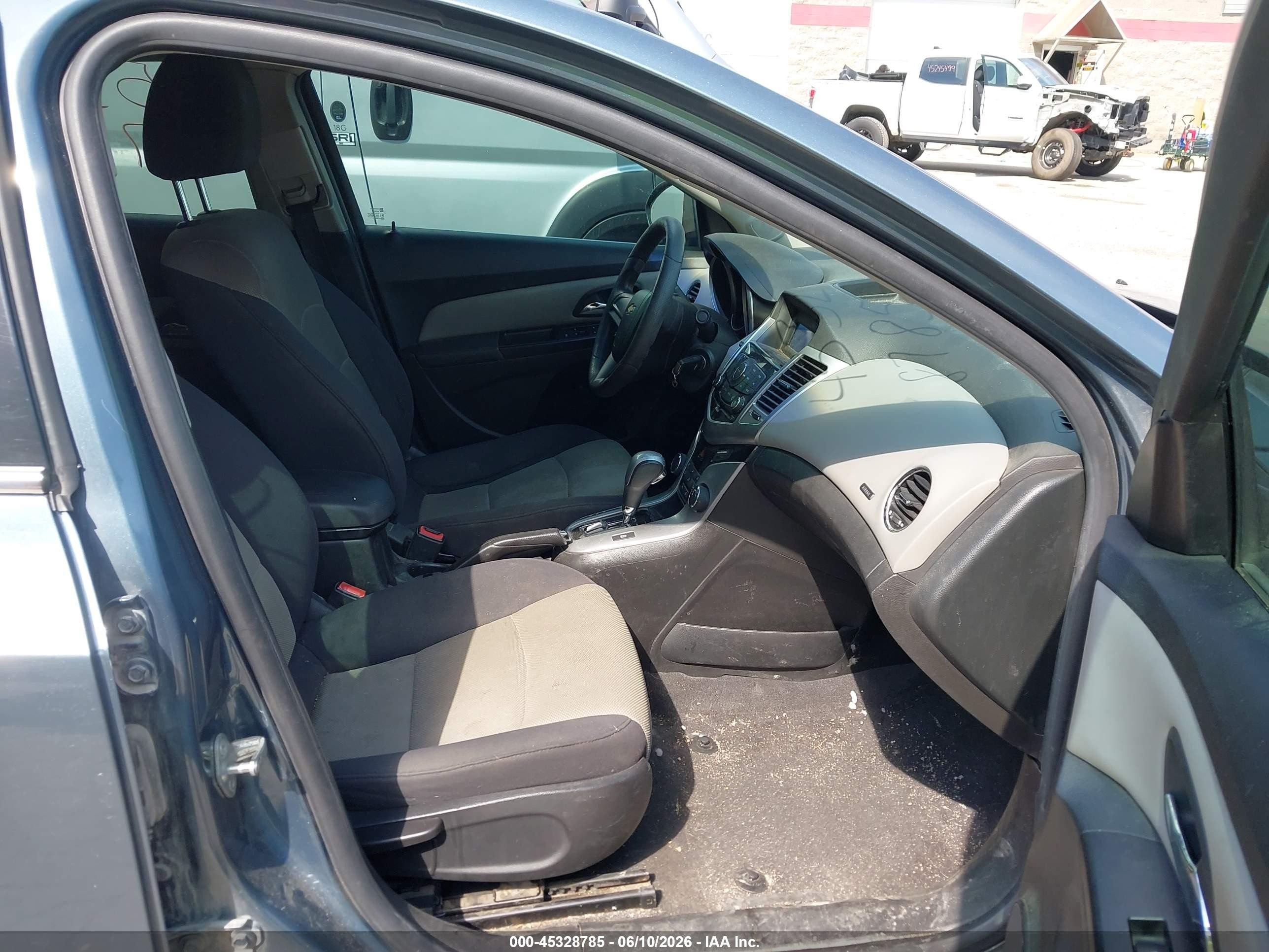 2012 Chevrolet Cruze Ls Синий vin: 1G1PC5SH9C7288711