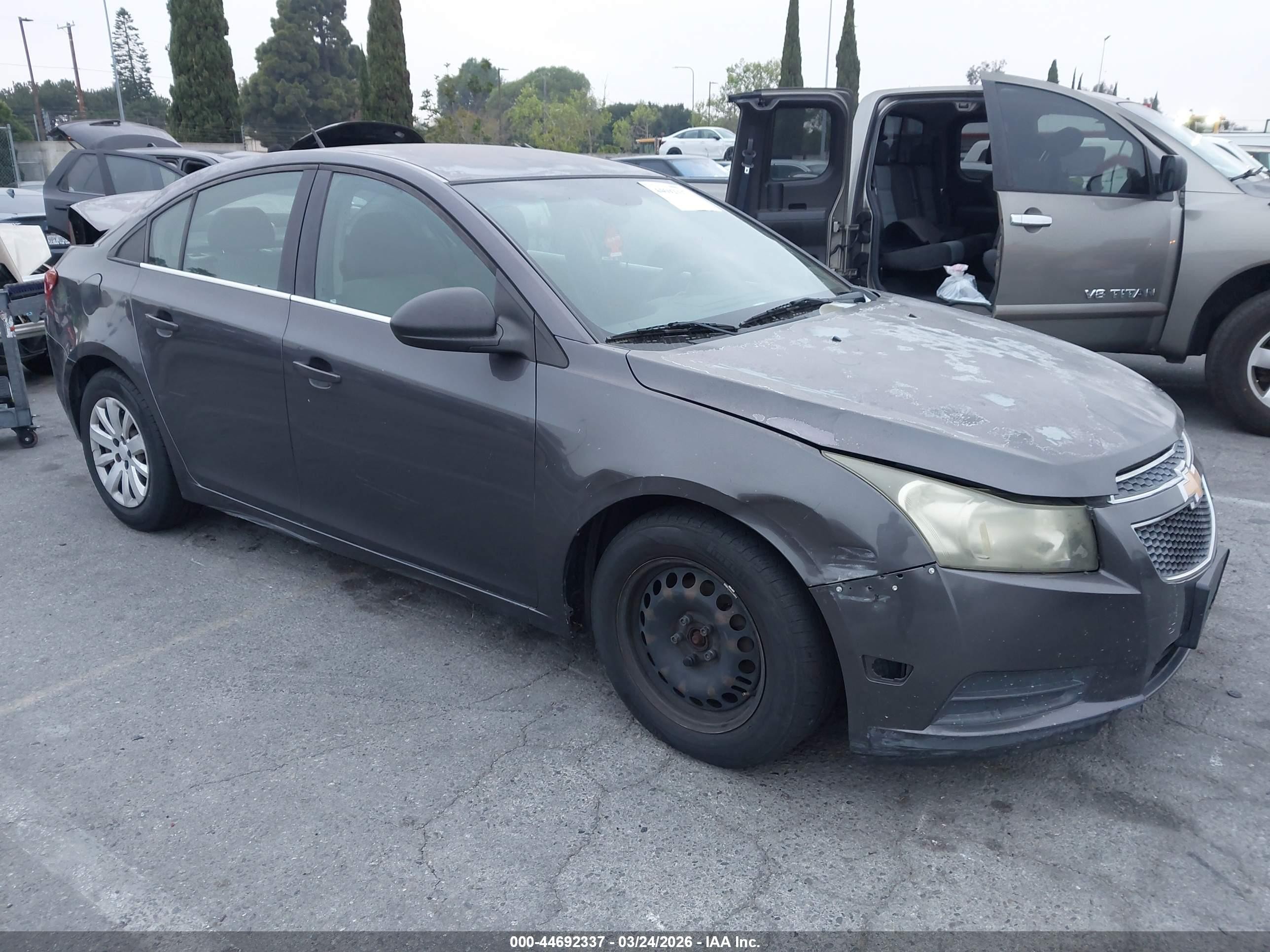 2011 Chevrolet Cruze Ls Gray vin: 1G1PC5SHOB7224927