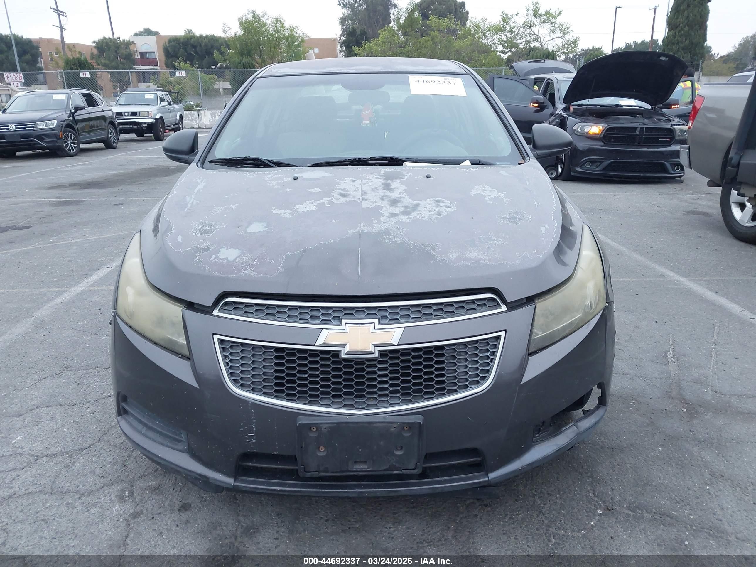 2011 Chevrolet Cruze Ls Gray vin: 1G1PC5SHOB7224927