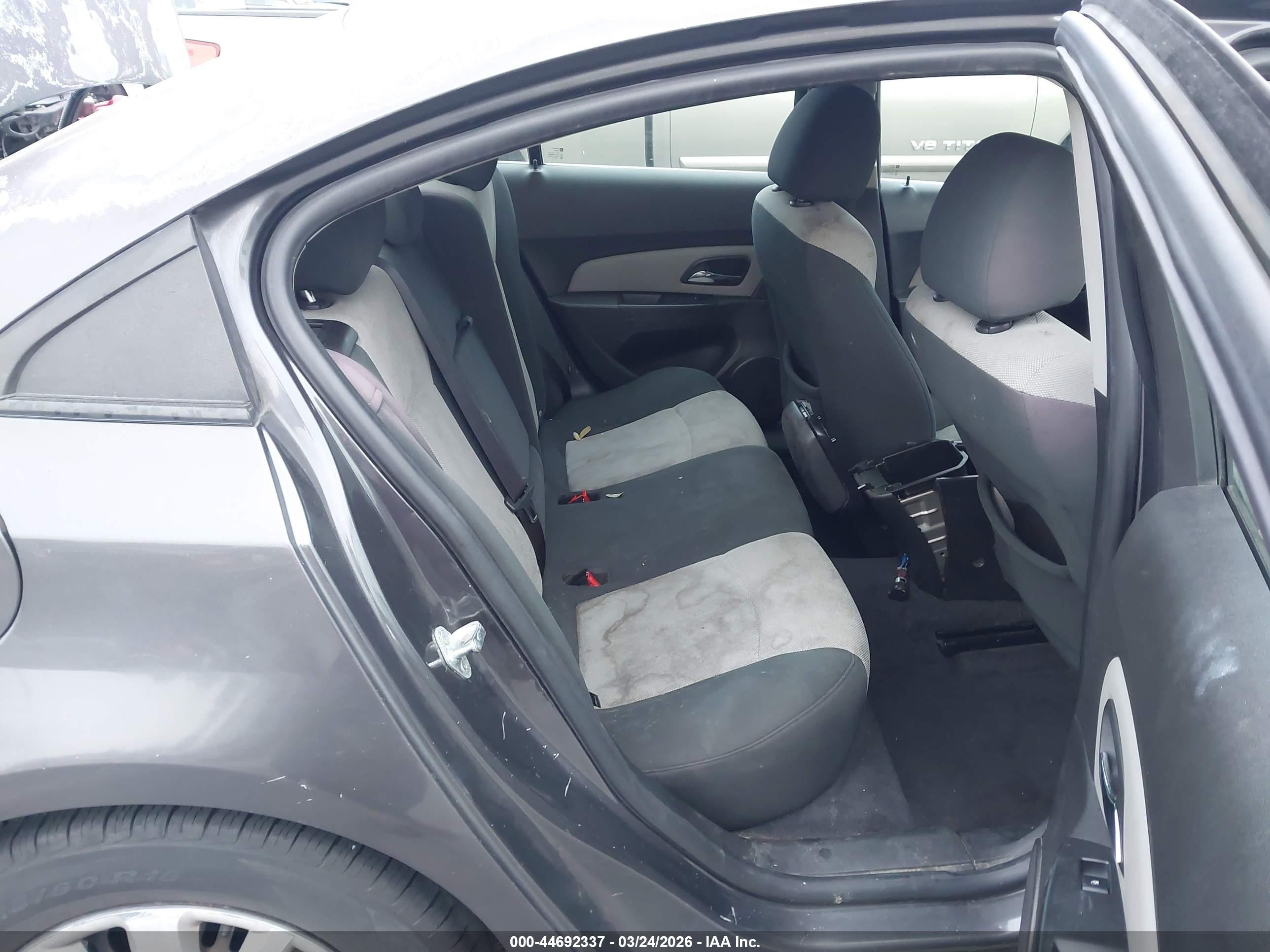 2011 Chevrolet Cruze Ls Gray vin: 1G1PC5SHOB7224927