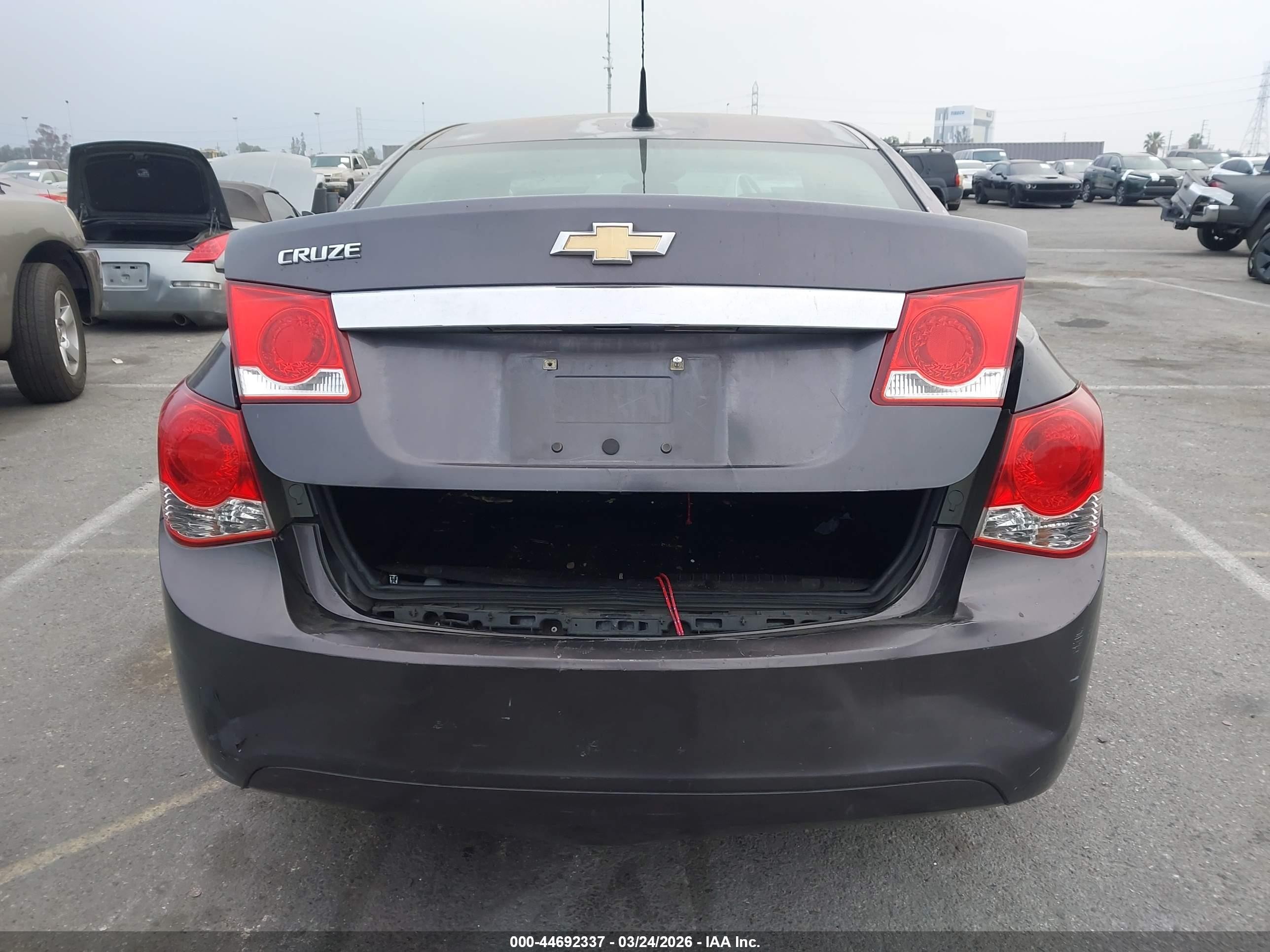 2011 Chevrolet Cruze Ls Gray vin: 1G1PC5SHOB7224927