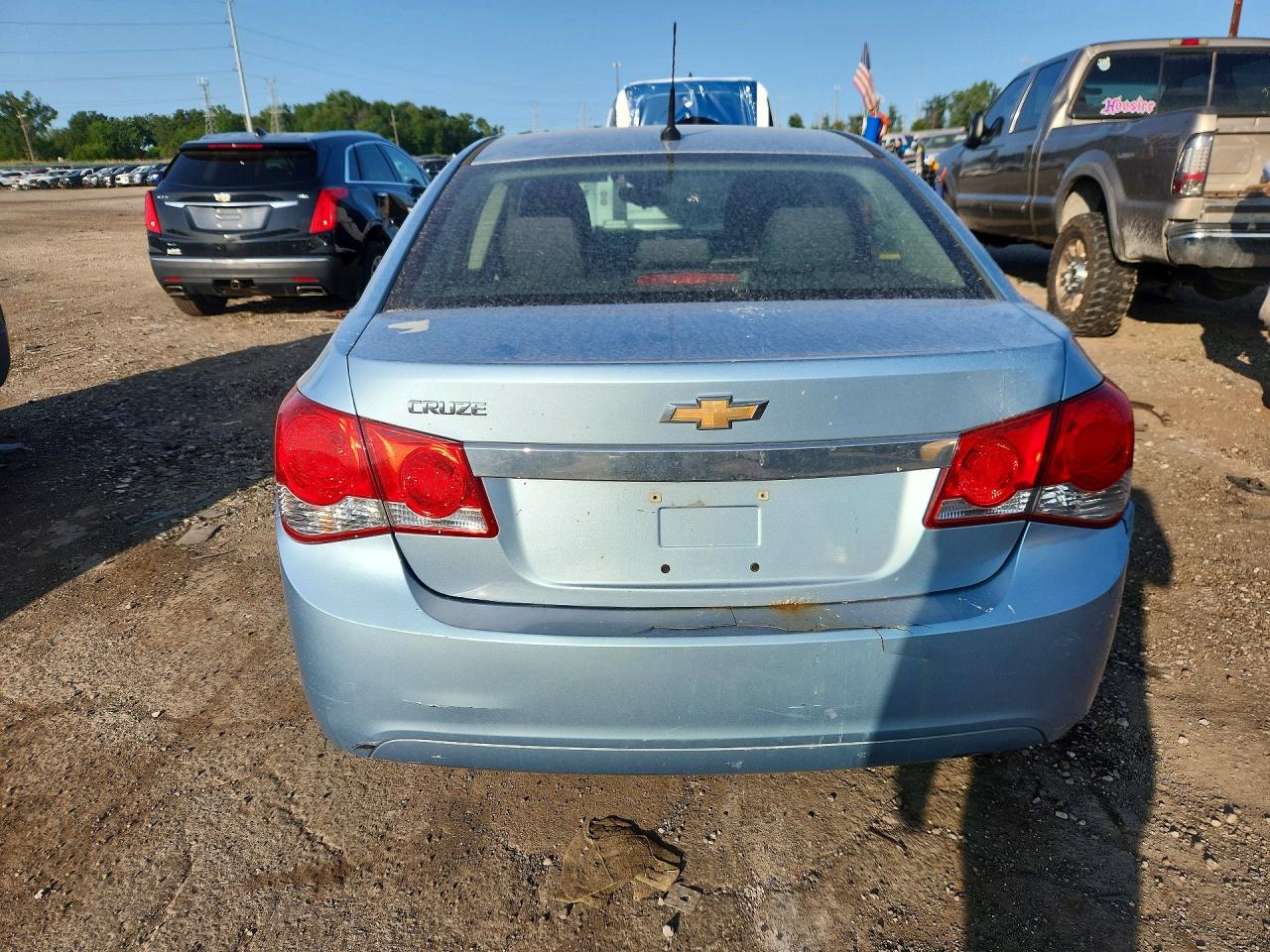 2011 Chevrolet Cruze Ls Blue vin: 1G1PC5SHXB7275688