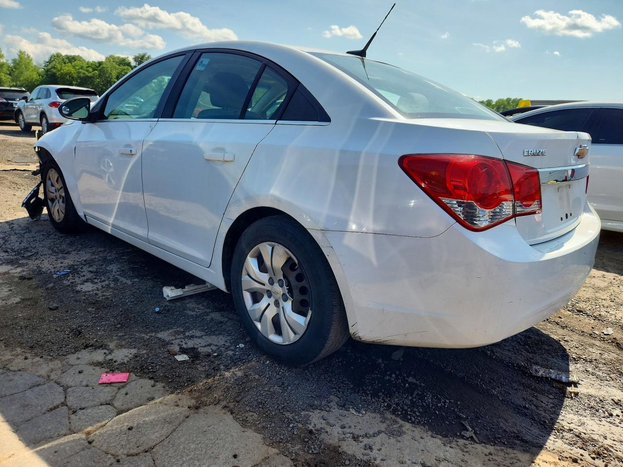 2012 Chevrolet Cruze Ls White vin: 1G1PC5SHXC7145122