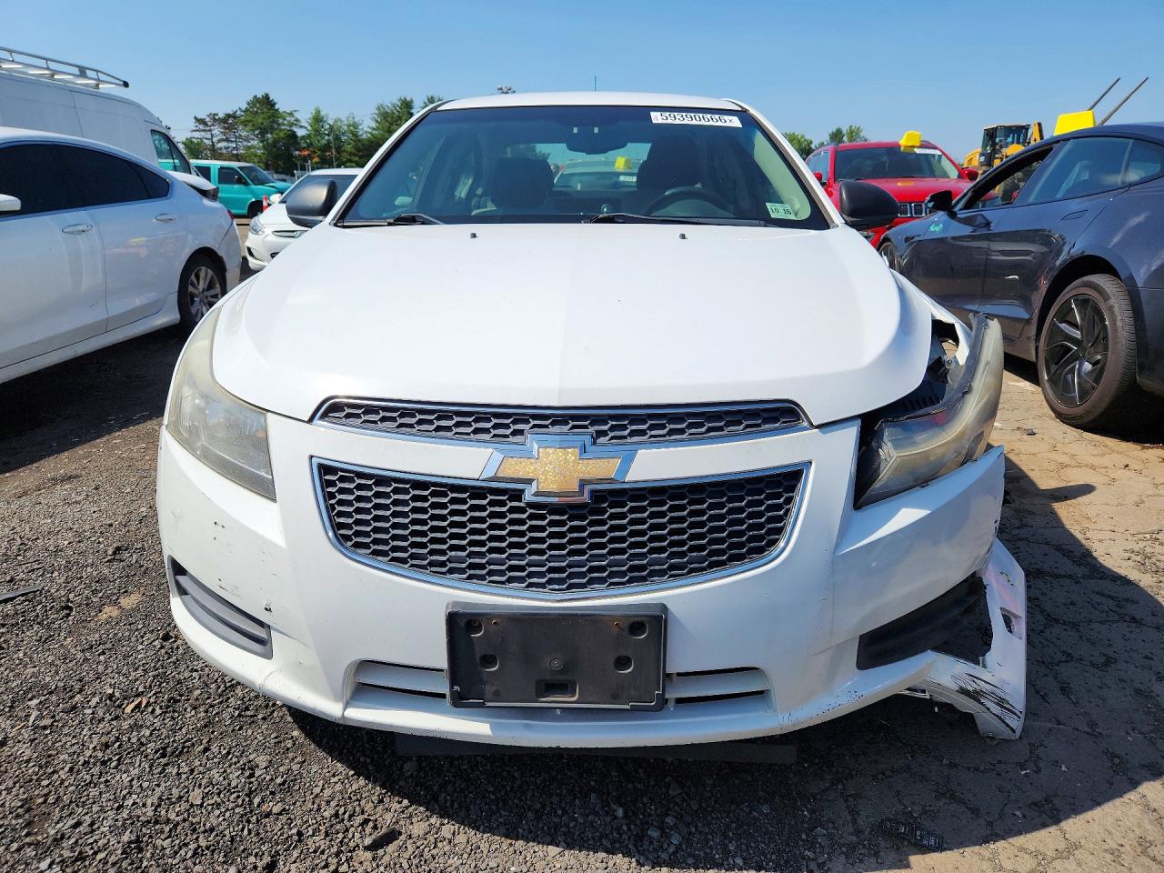 2012 Chevrolet Cruze Ls White vin: 1G1PC5SHXC7145122