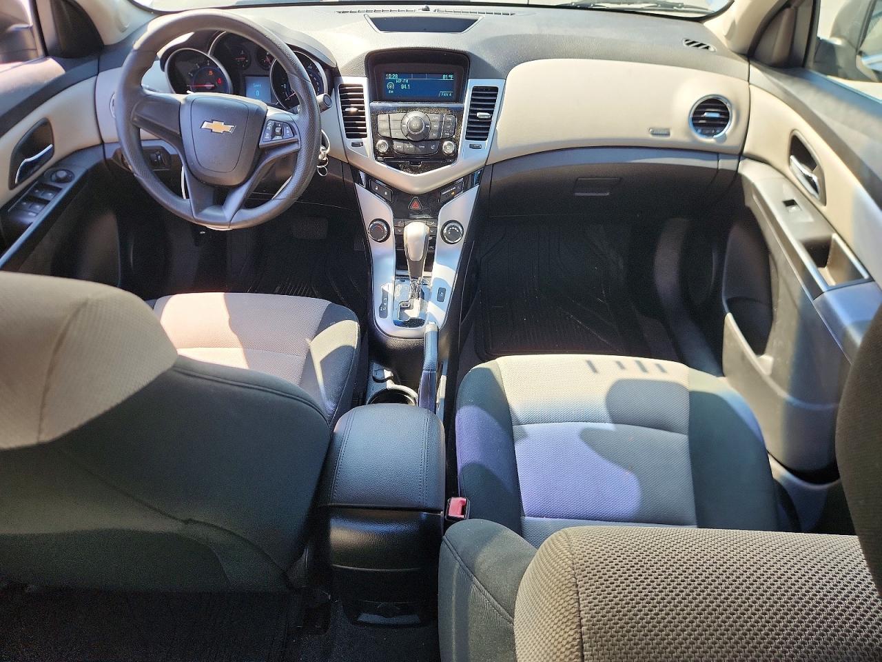 2012 Chevrolet Cruze Ls Silver vin: 1G1PC5SHXC7207313