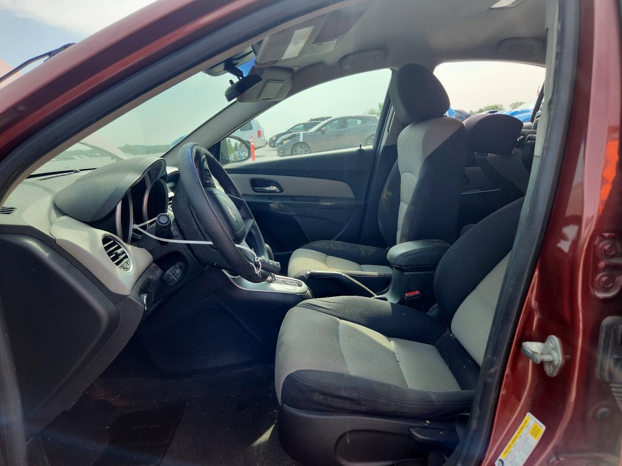 2012 Chevrolet Cruze Ls Red vin: 1G1PC5SHXC7398411