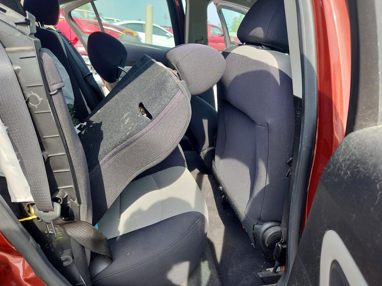 2012 Chevrolet Cruze Ls Red vin: 1G1PC5SHXC7398411