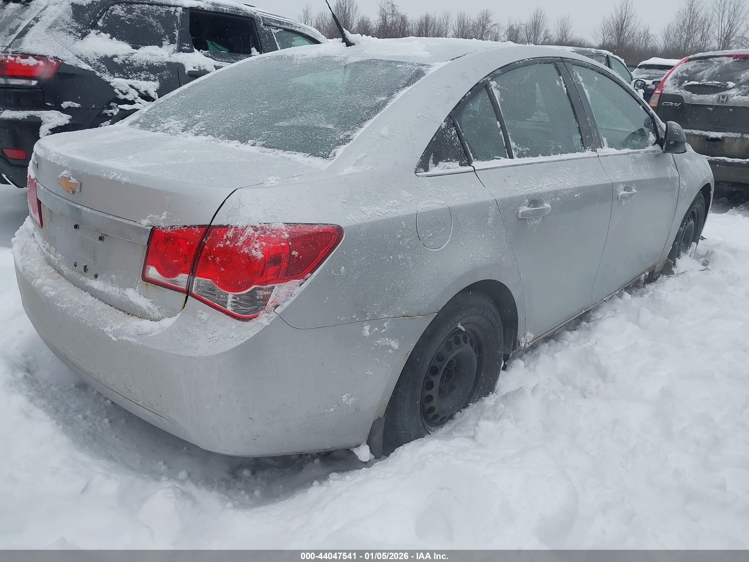 2012 Chevrolet Cruze Ls Серебряный vin: 1G1PD5SH0C7182869