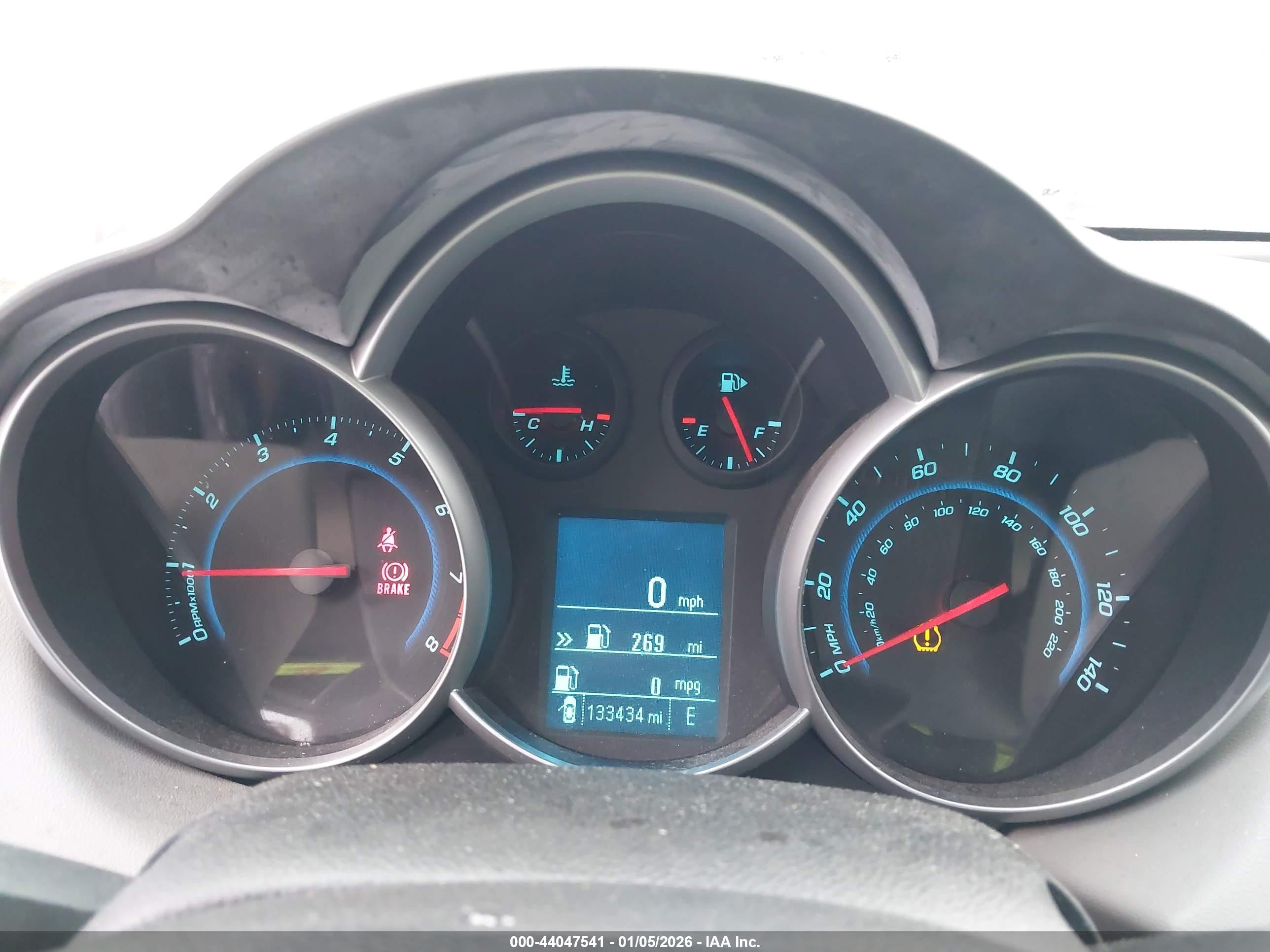 2012 Chevrolet Cruze Ls Серебряный vin: 1G1PD5SH0C7182869