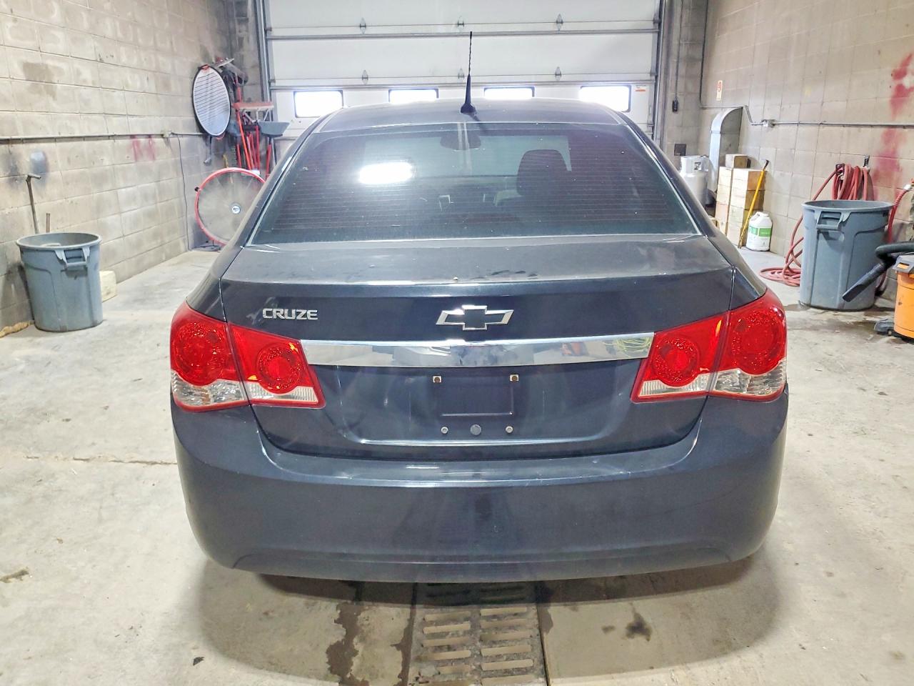 2011 Chevrolet Cruze Ls Black vin: 1G1PD5SH2B7234372
