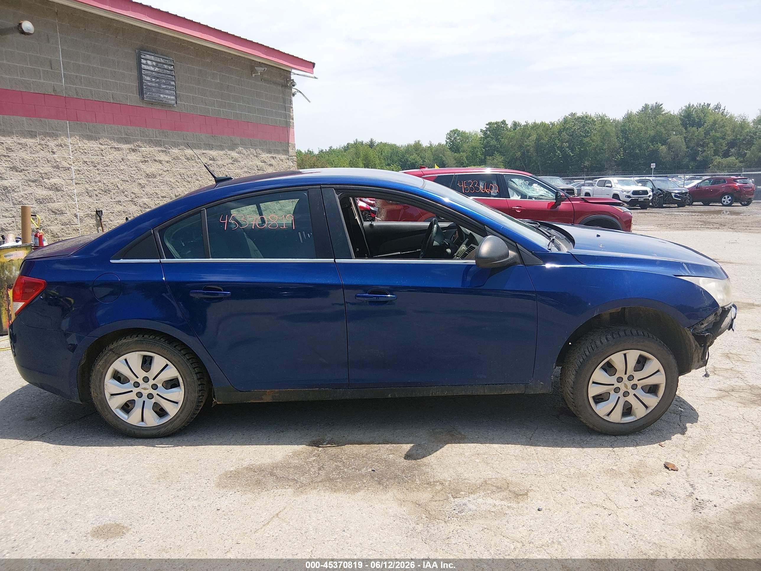 2012 Chevrolet Cruze Ls Blue vin: 1G1PD5SH3C7147601
