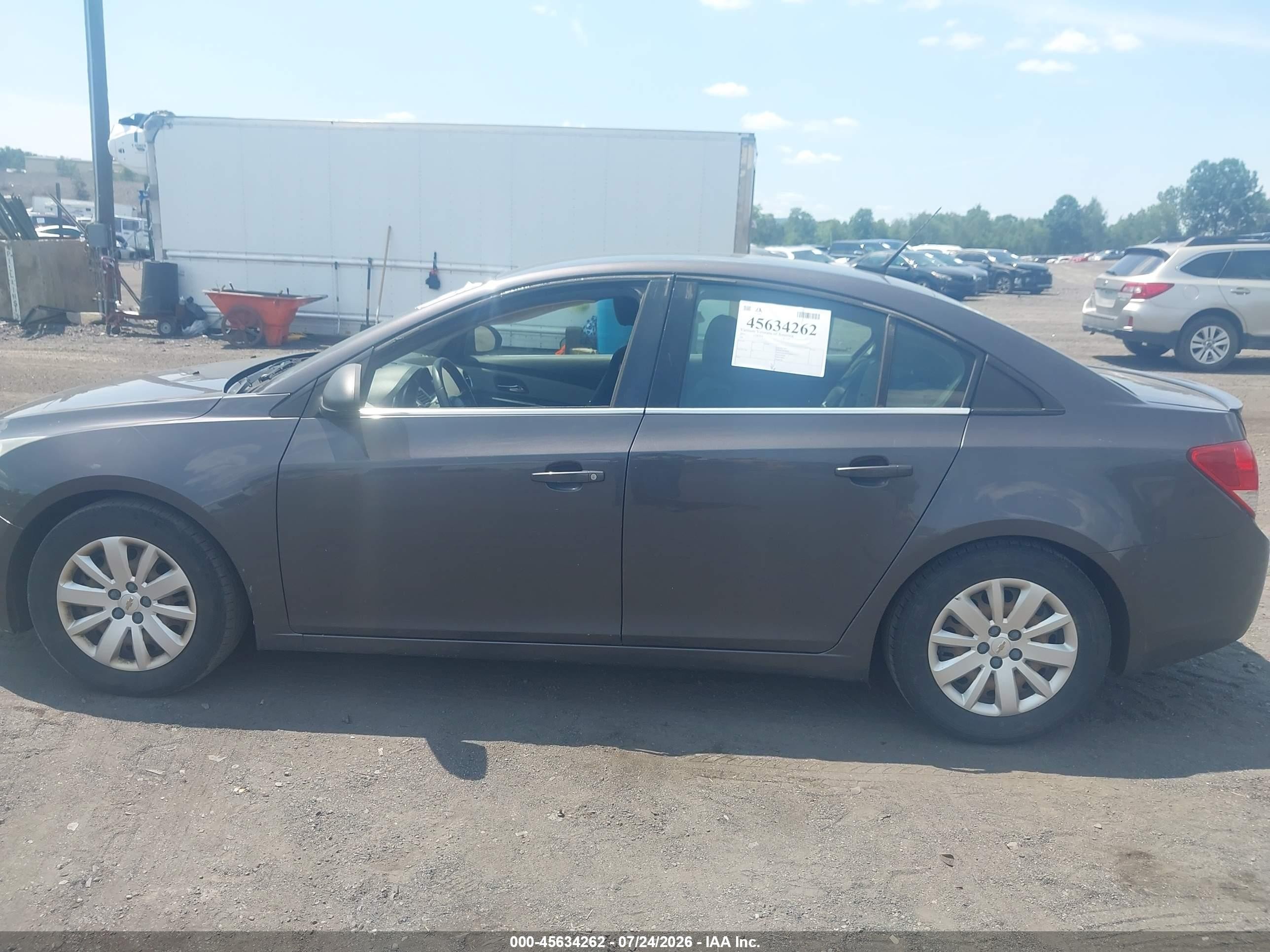2011 Chevrolet Cruze Ls Gray vin: 1G1PD5SH6B7226937