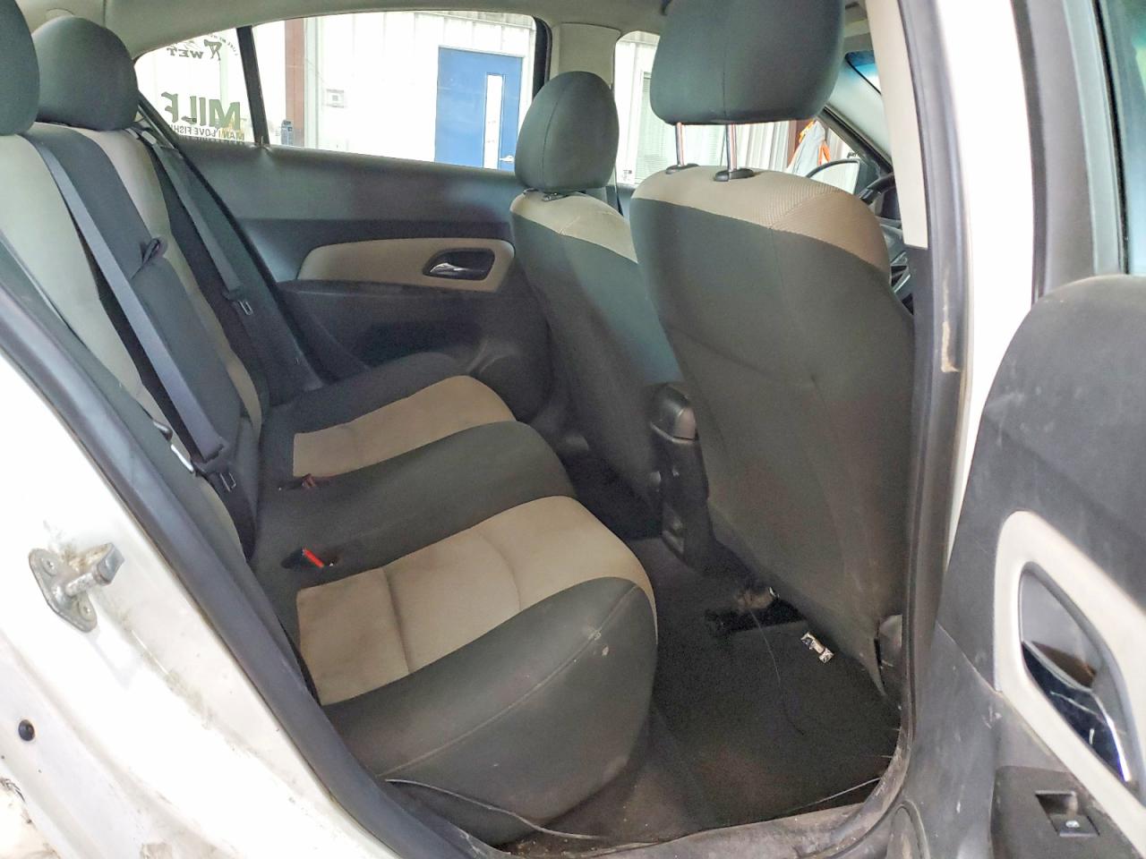 2012 Chevrolet Cruze Ls White vin: 1G1PD5SH7C7161047