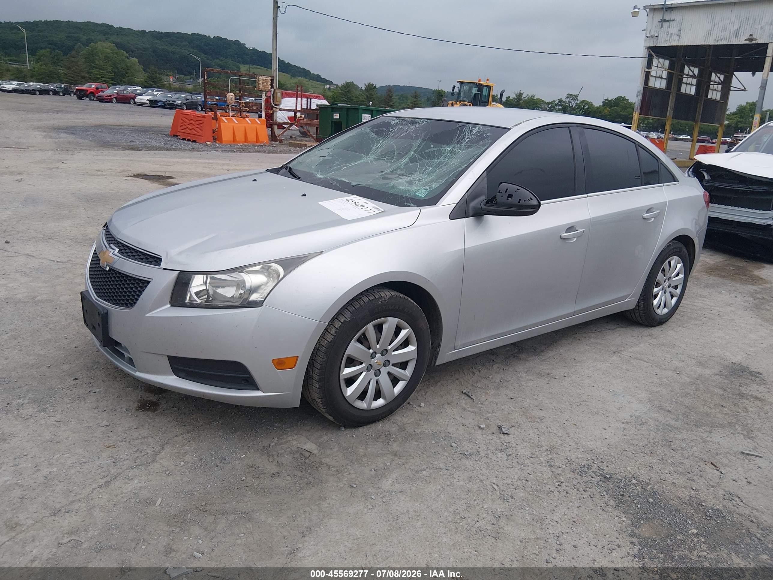 2011 Chevrolet Cruze Ls Silver vin: 1G1PD5SH8B7297007