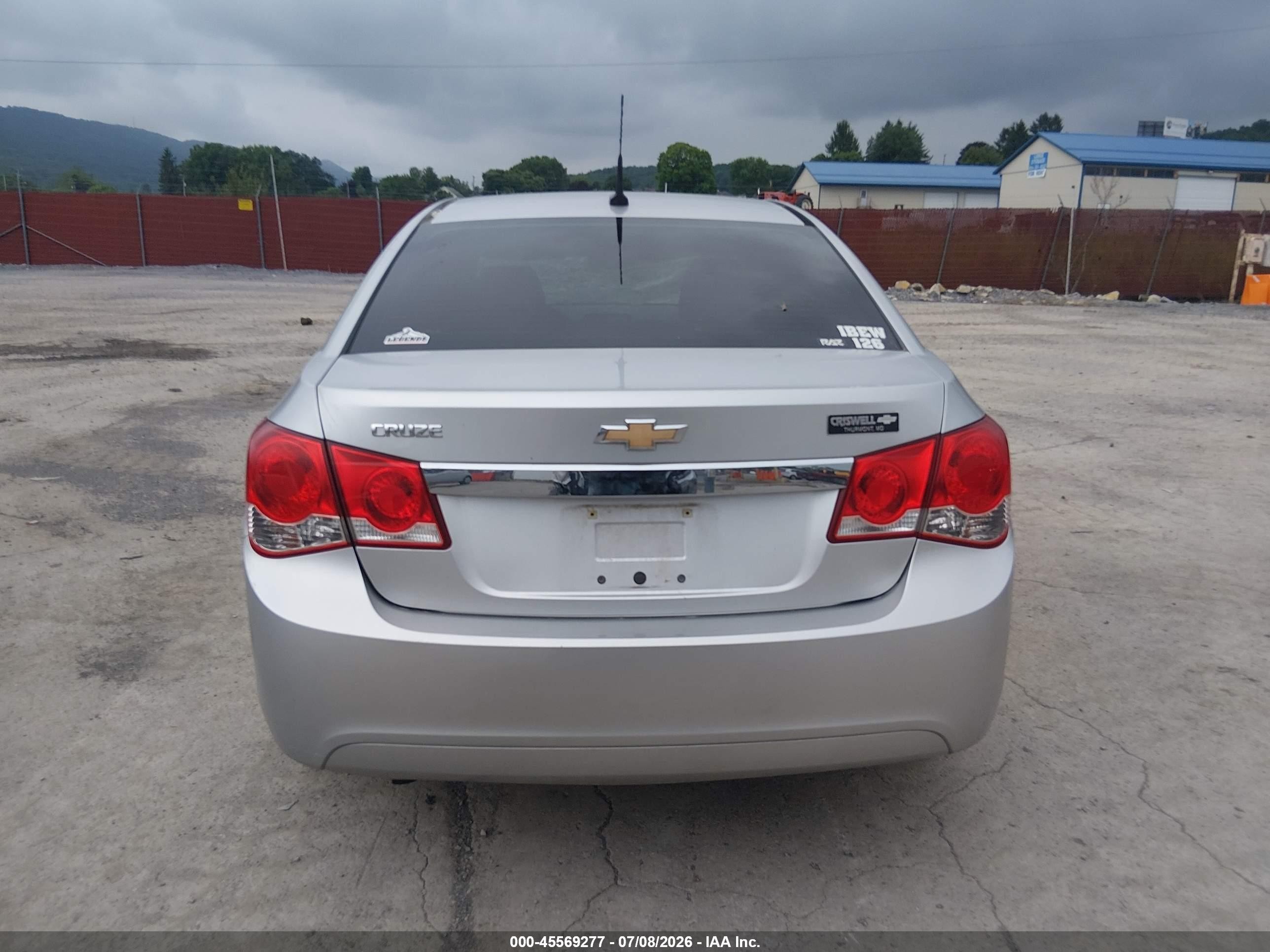 2011 Chevrolet Cruze Ls Silver vin: 1G1PD5SH8B7297007