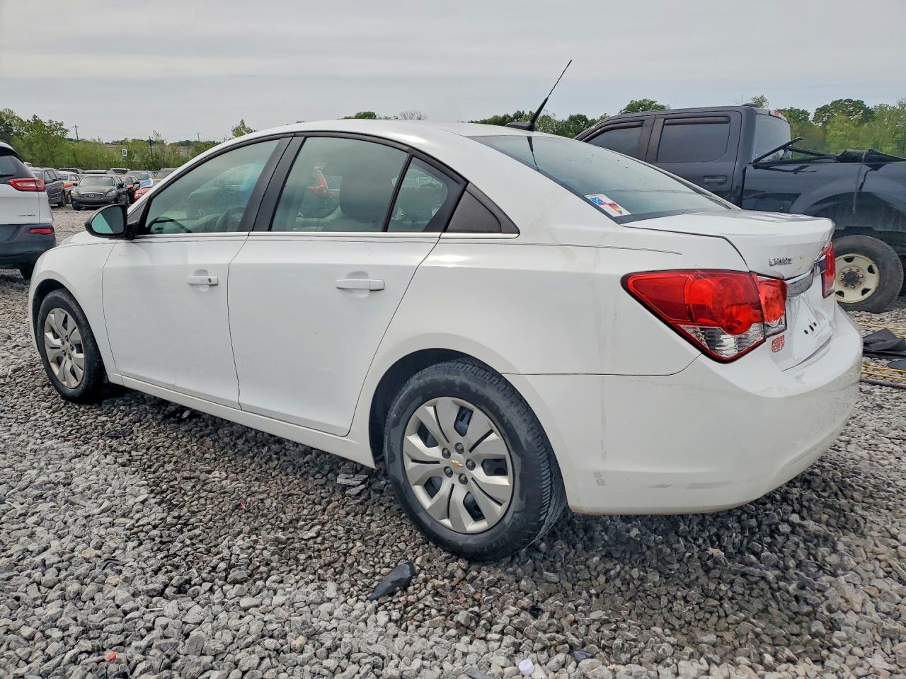 2012 Chevrolet Cruze Ls Белый vin: 1G1PD5SHXC7369858