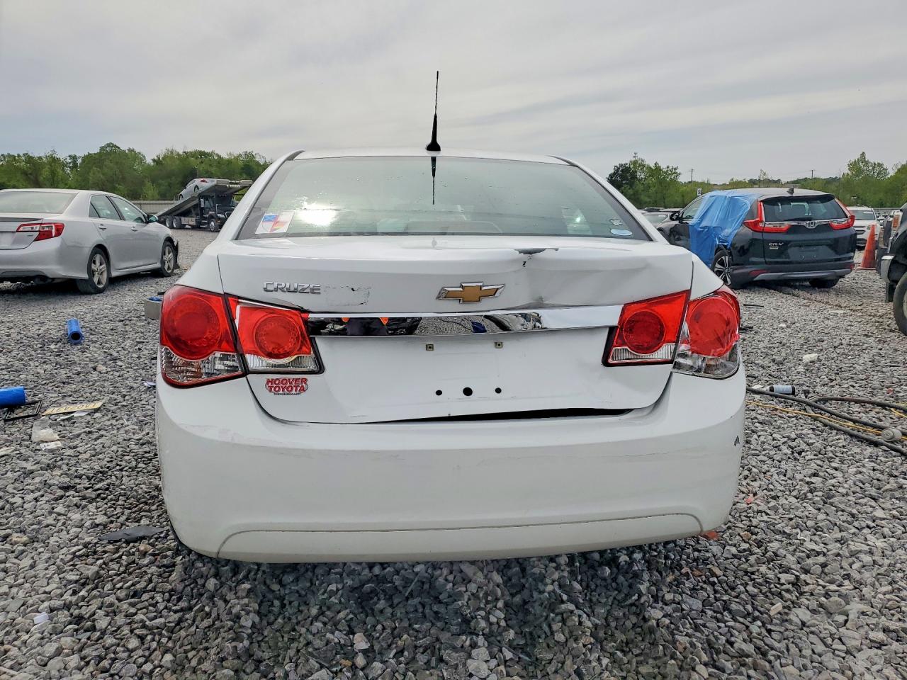 2012 Chevrolet Cruze Ls Белый vin: 1G1PD5SHXC7369858