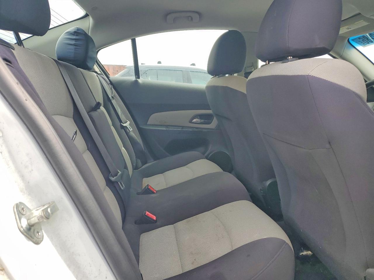 2012 Chevrolet Cruze Ls Белый vin: 1G1PD5SHXC7369858