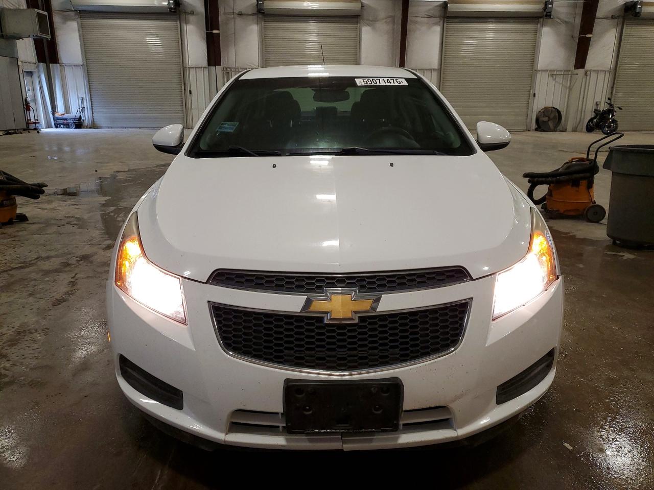 2011 Chevrolet Cruze Lt White vin: 1G1PE5S95B7257425
